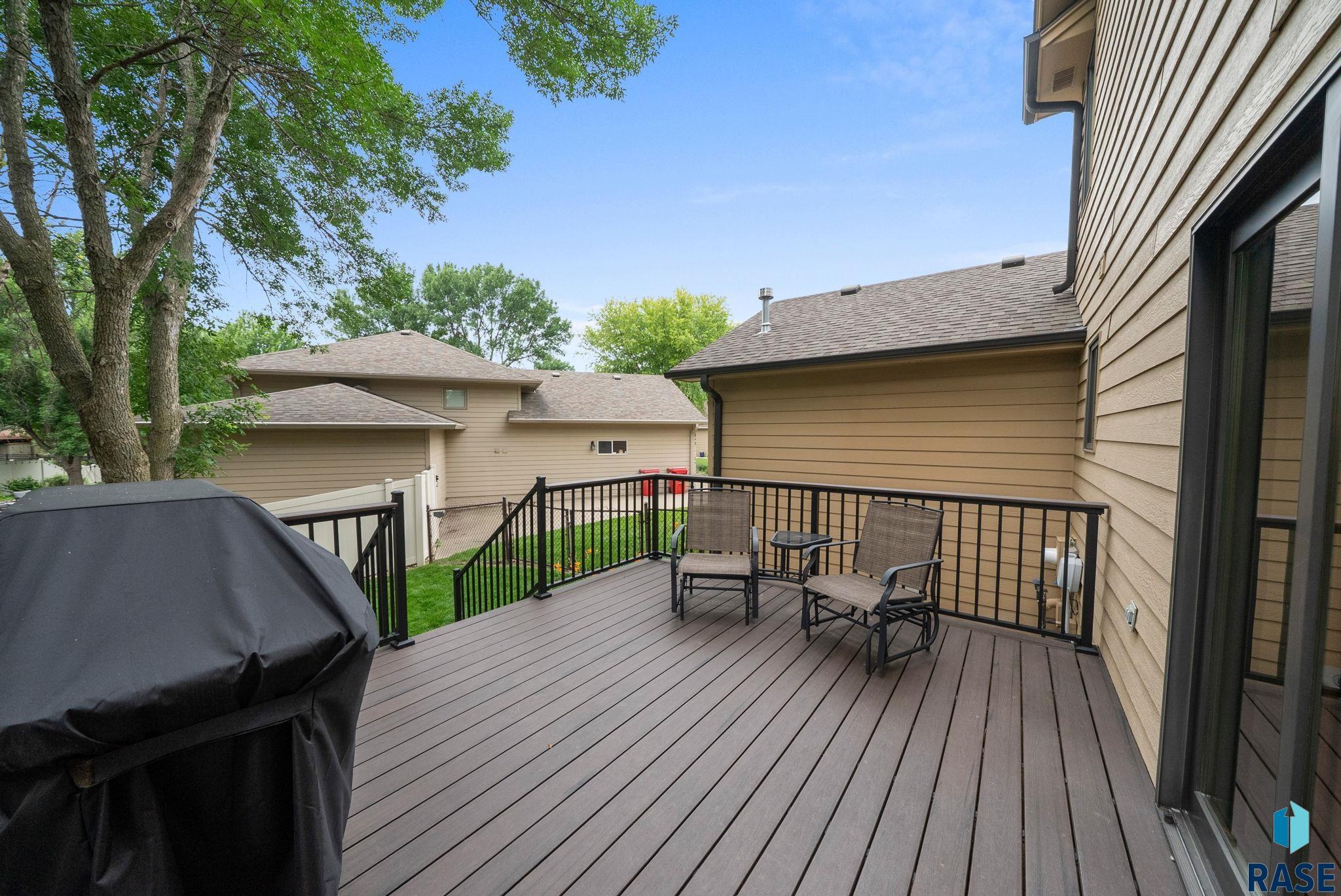 property viewer photo 36