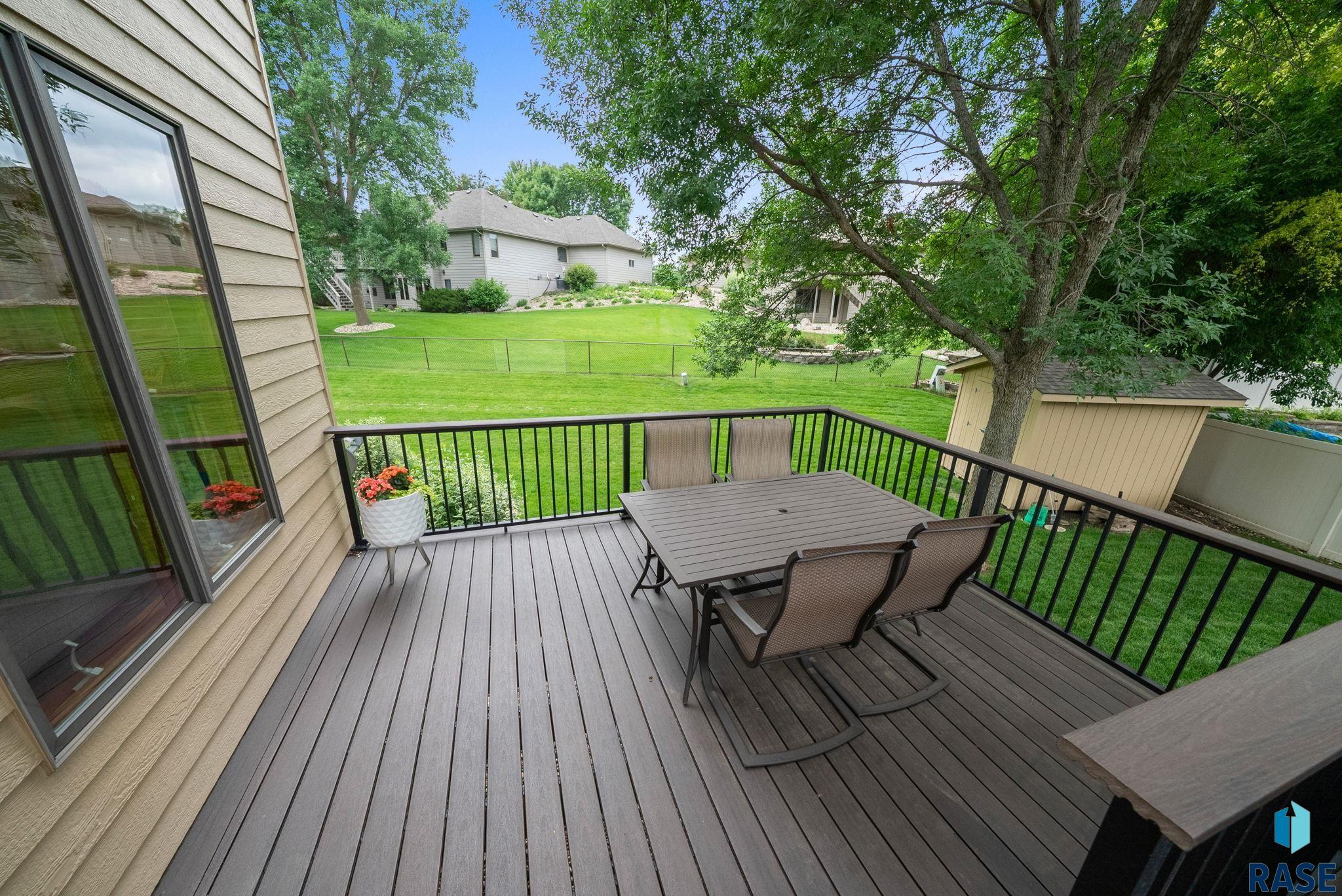 property viewer photo 37