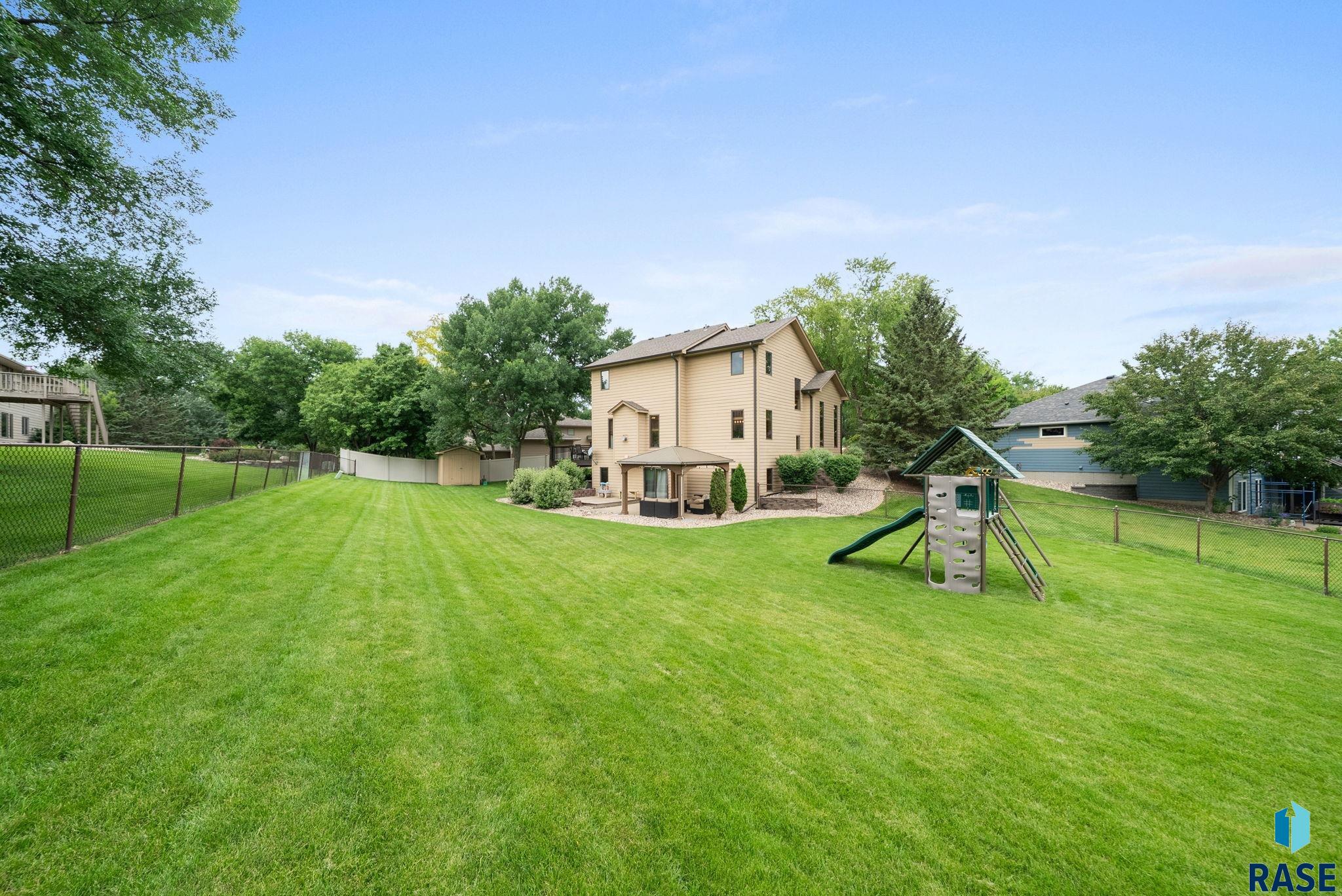 property viewer photo 39