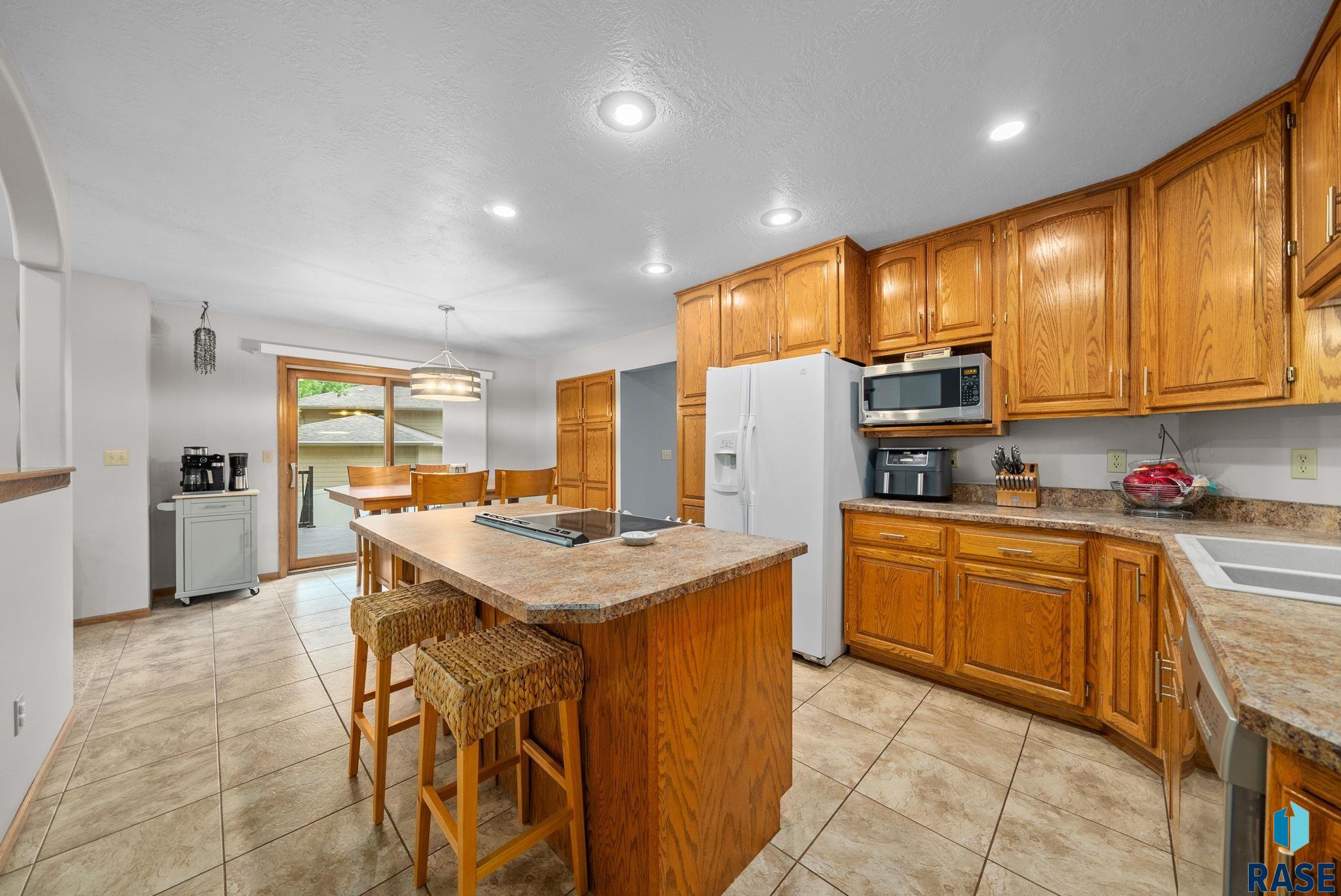 property viewer photo 6