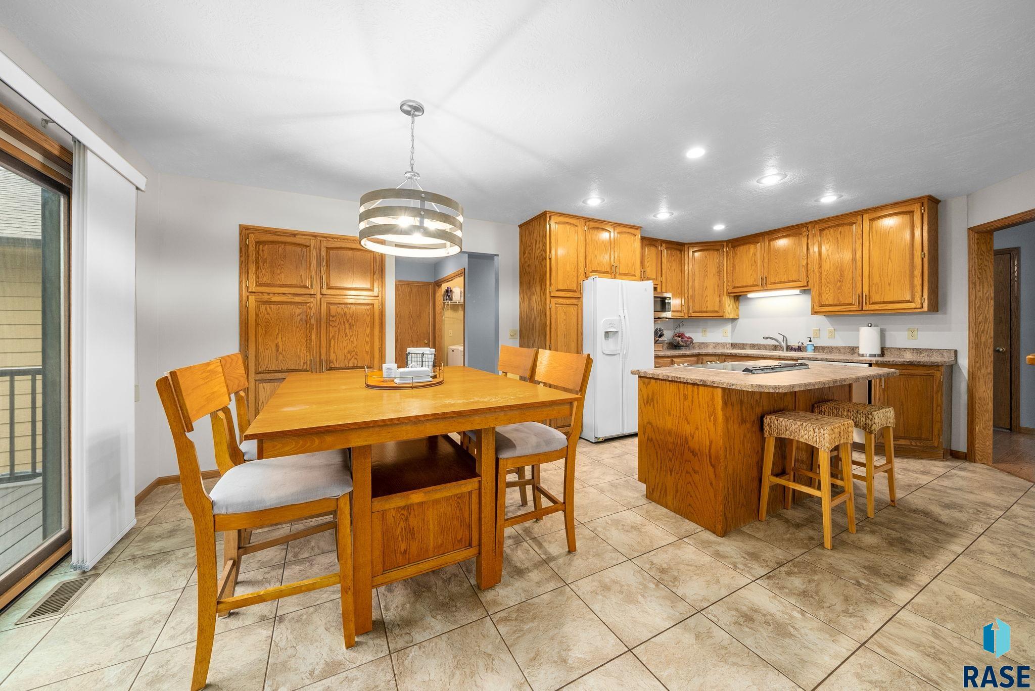property viewer photo 7