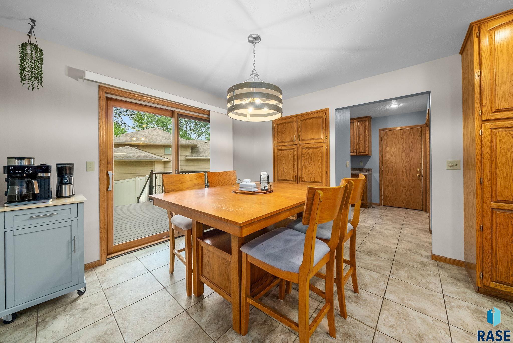 property viewer photo 9