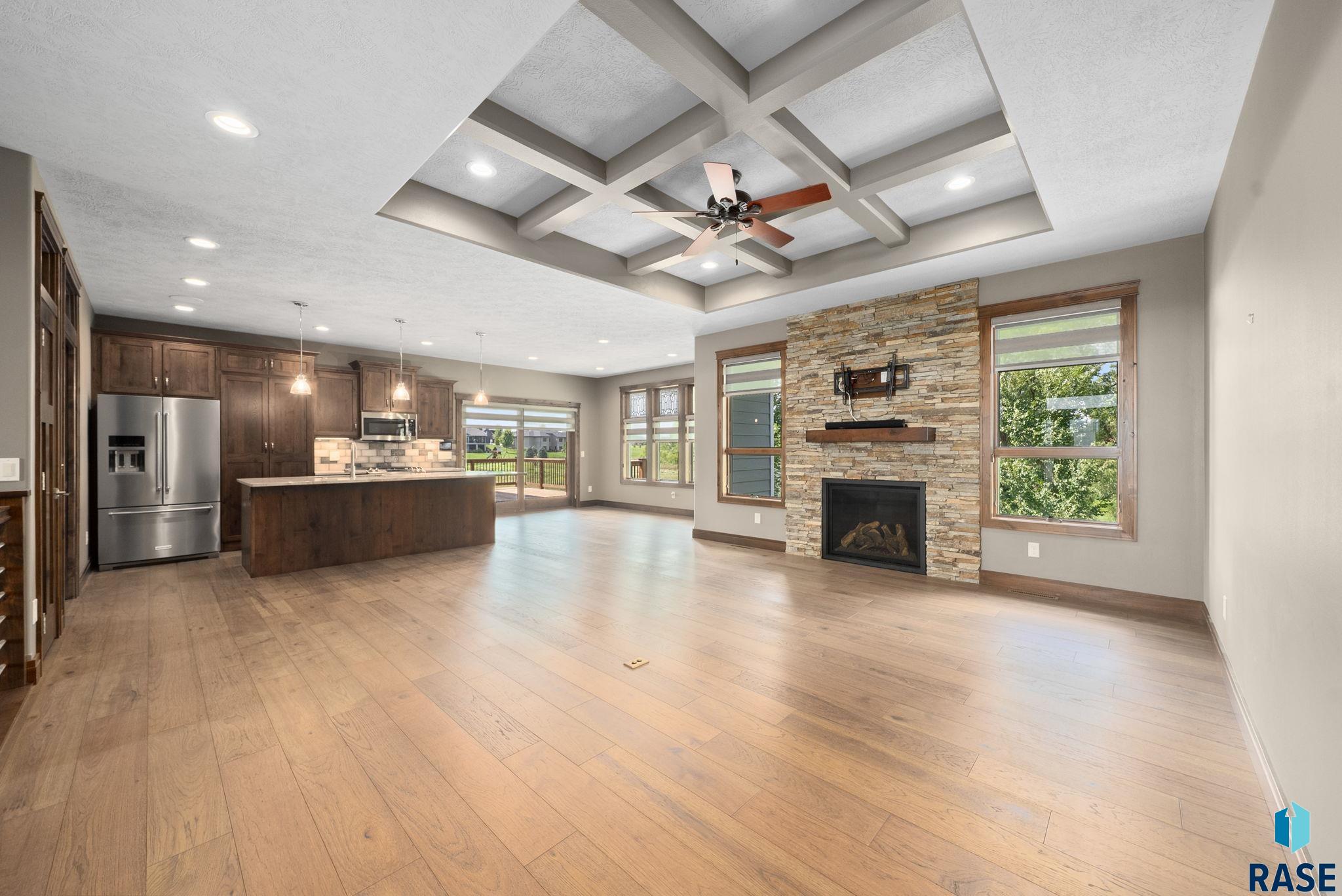 property viewer photo 10