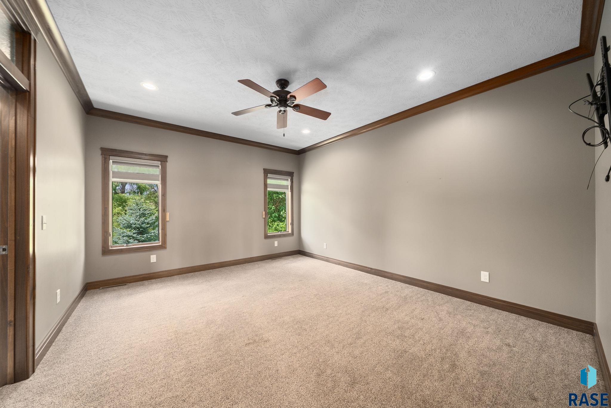 property viewer photo 21