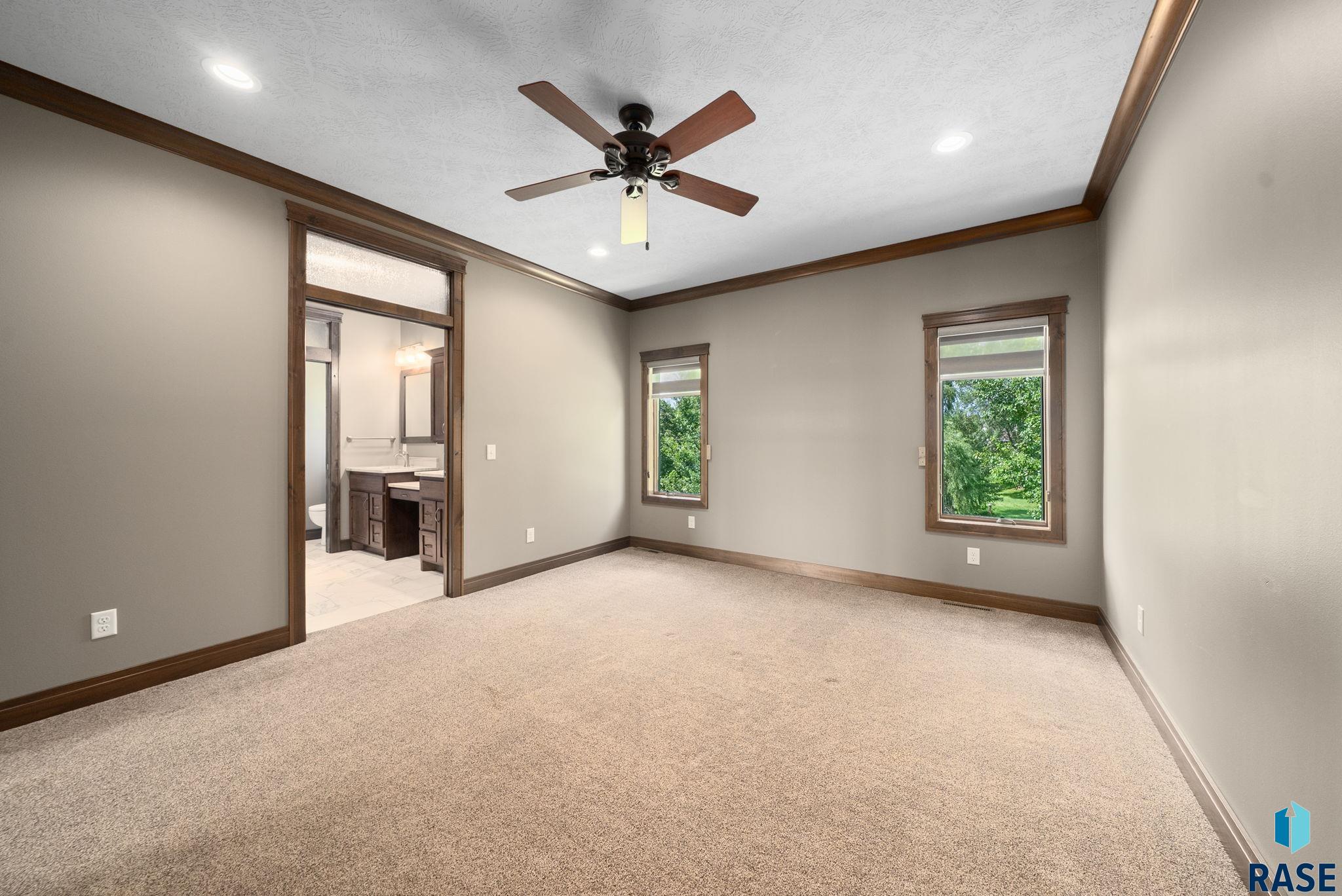 property viewer photo 22