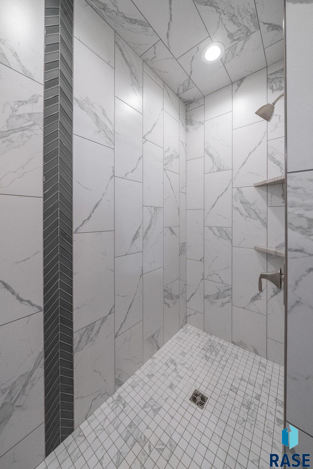property viewer photo 24