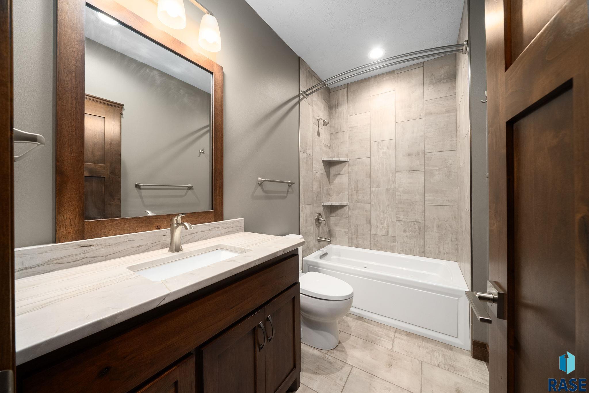 property viewer photo 29