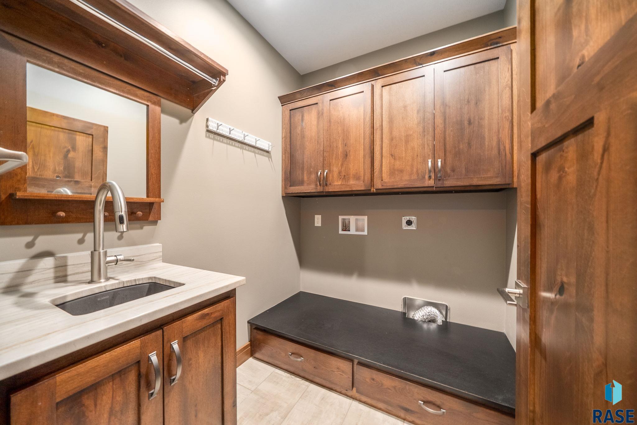 property viewer photo 32