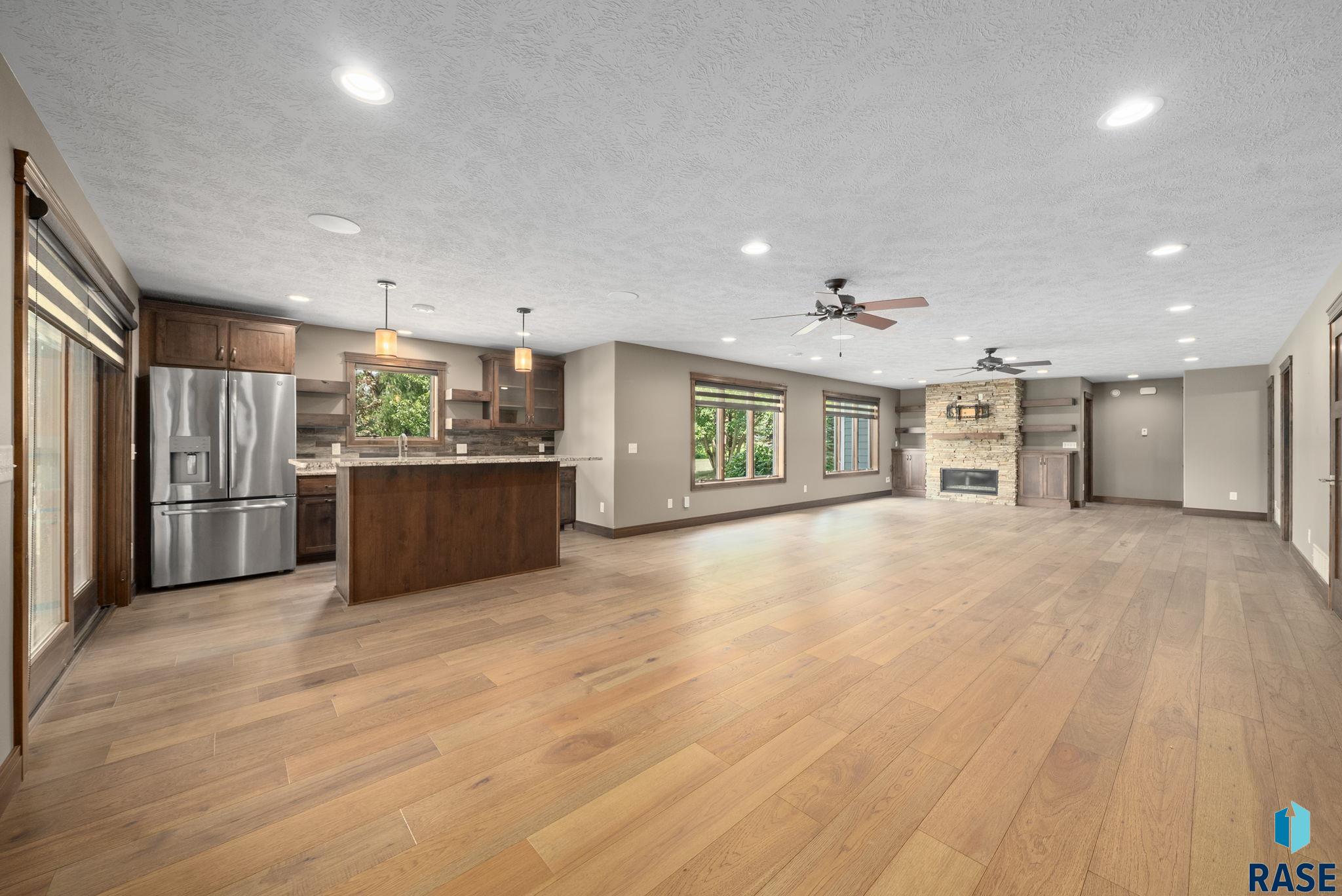 property viewer photo 34