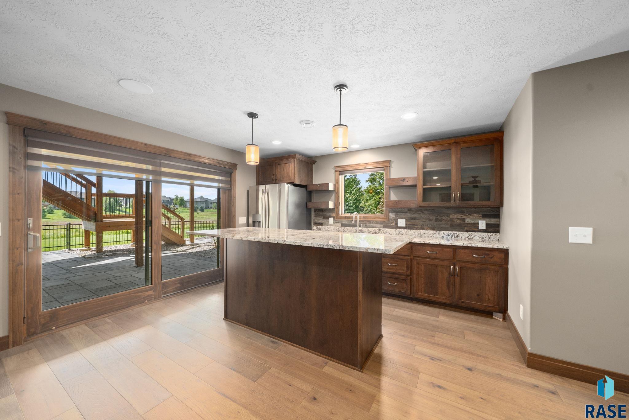 property viewer photo 35