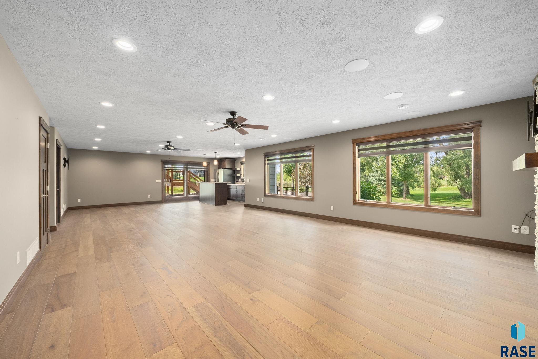 property viewer photo 39