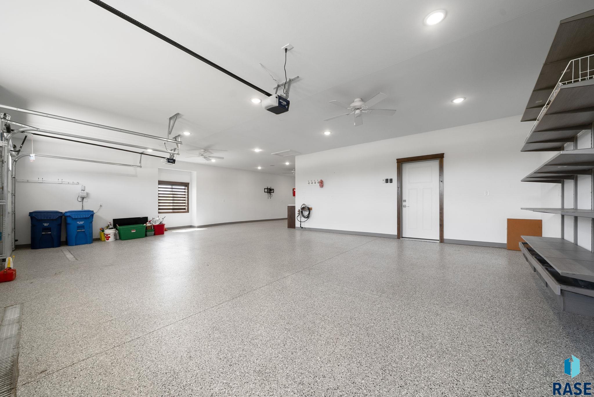property viewer photo 49