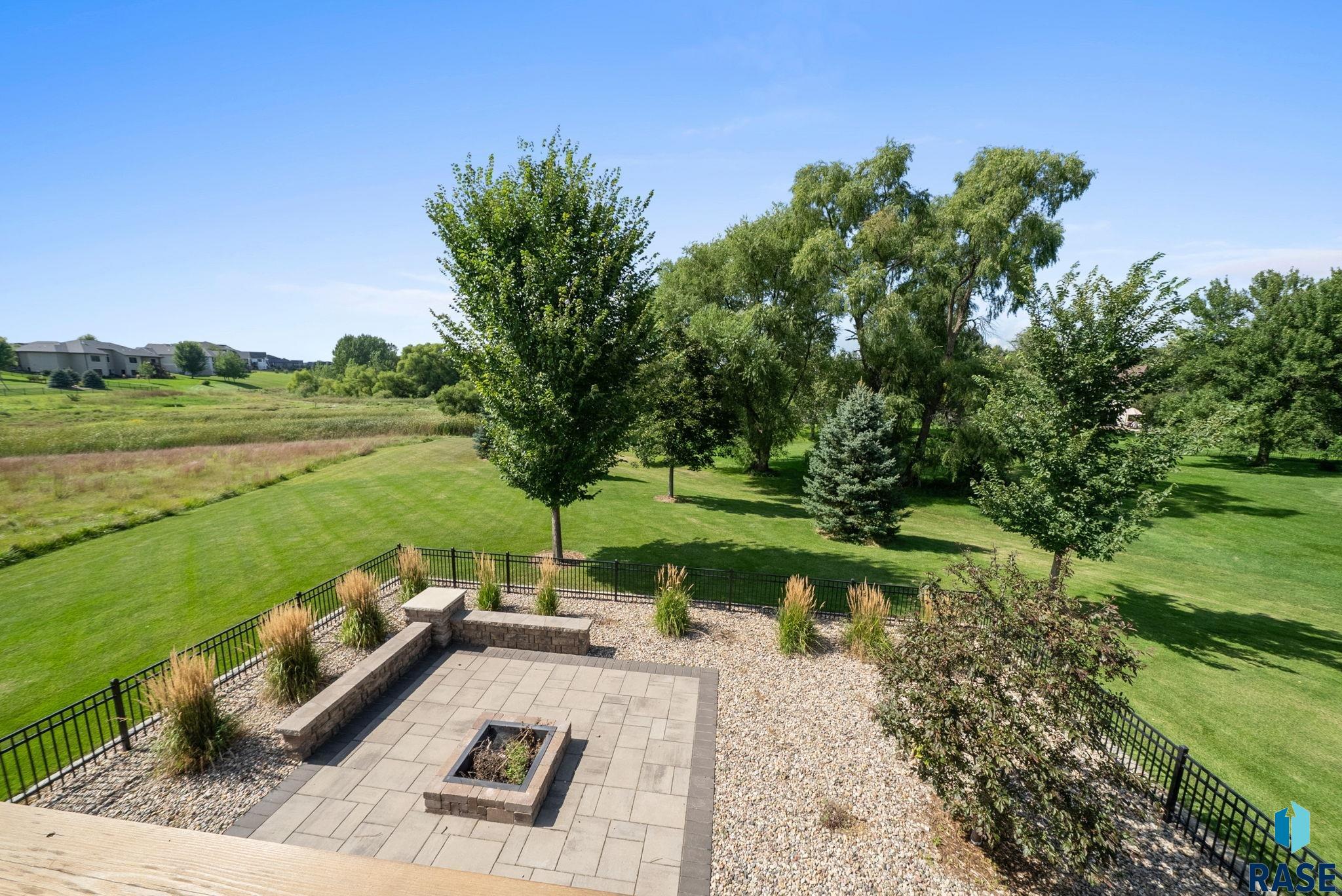 property viewer photo 58