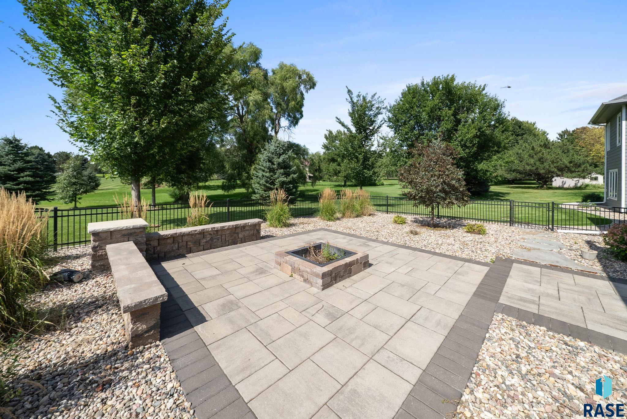 property viewer photo 65