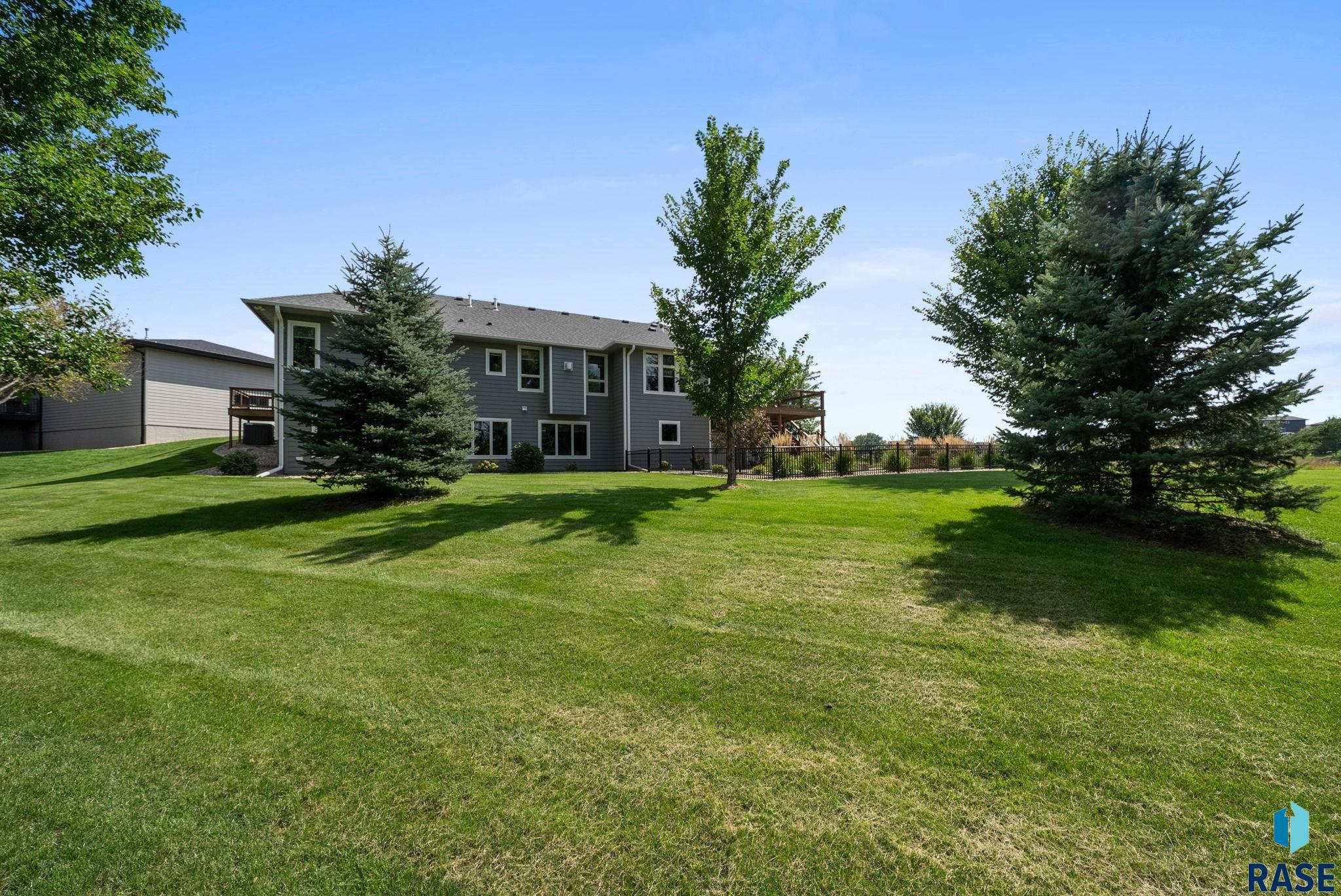 property viewer photo 69