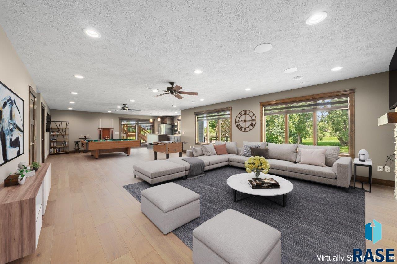 property viewer photo 8