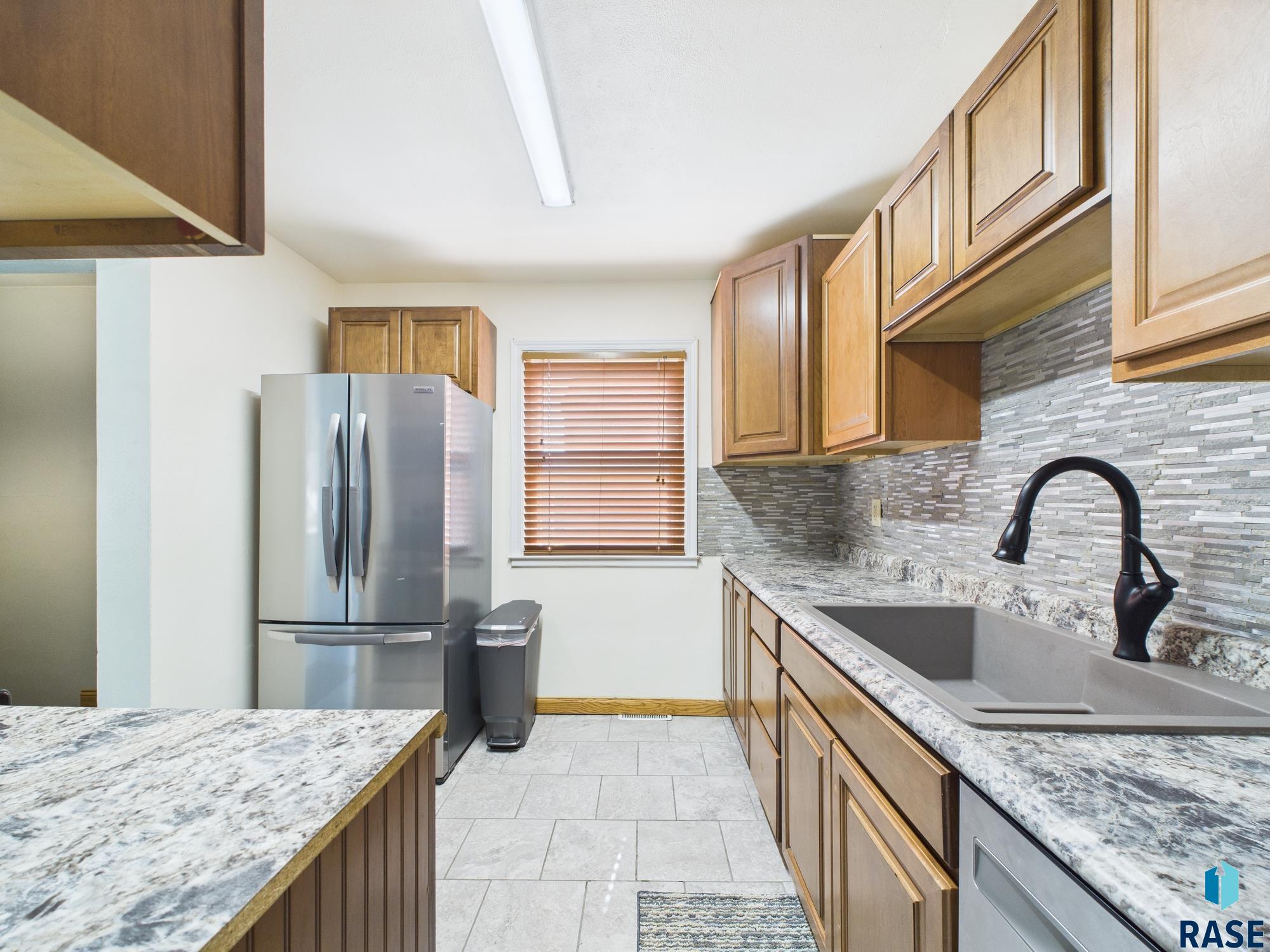 property viewer photo 10