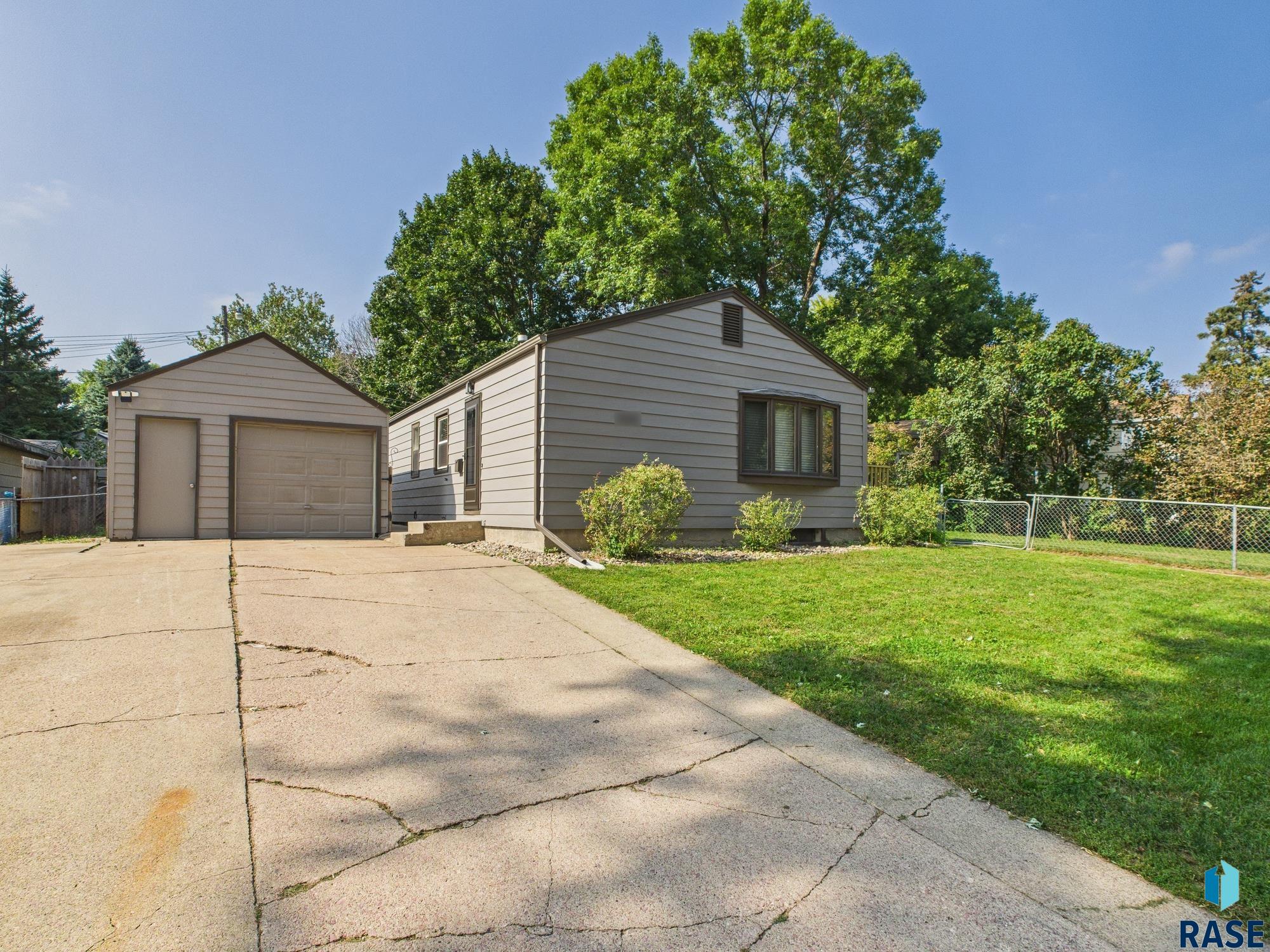 property viewer photo 27