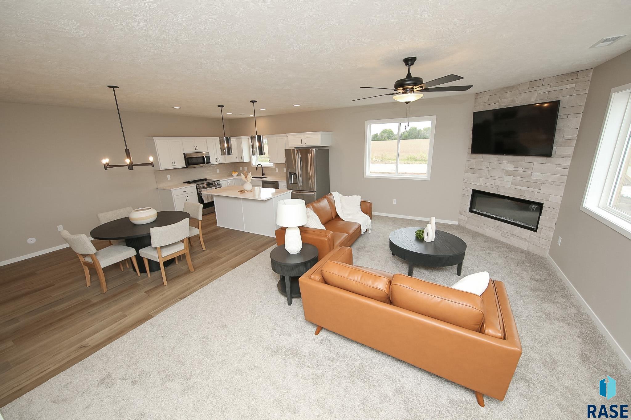 property viewer photo 3