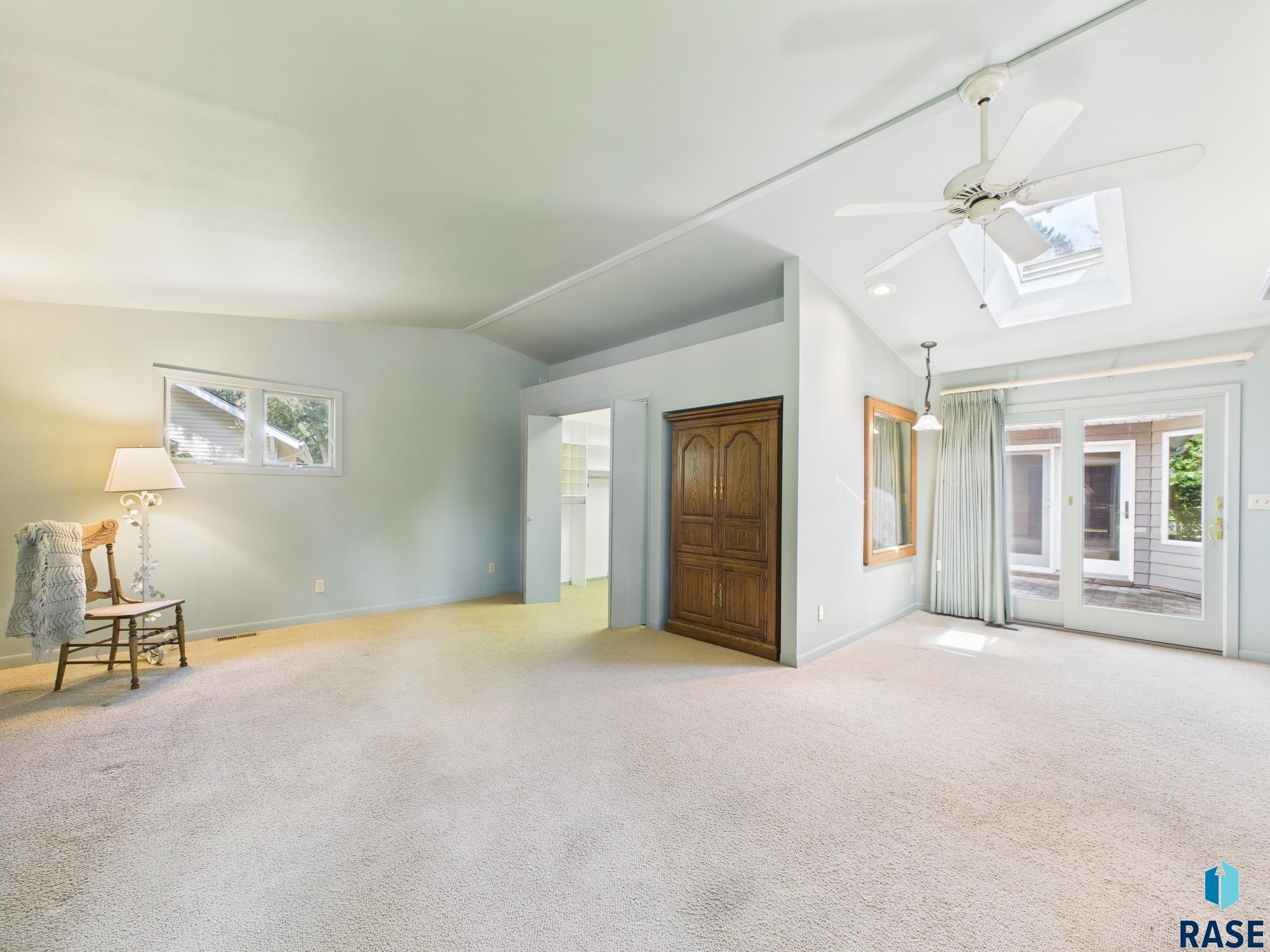 property viewer photo 11