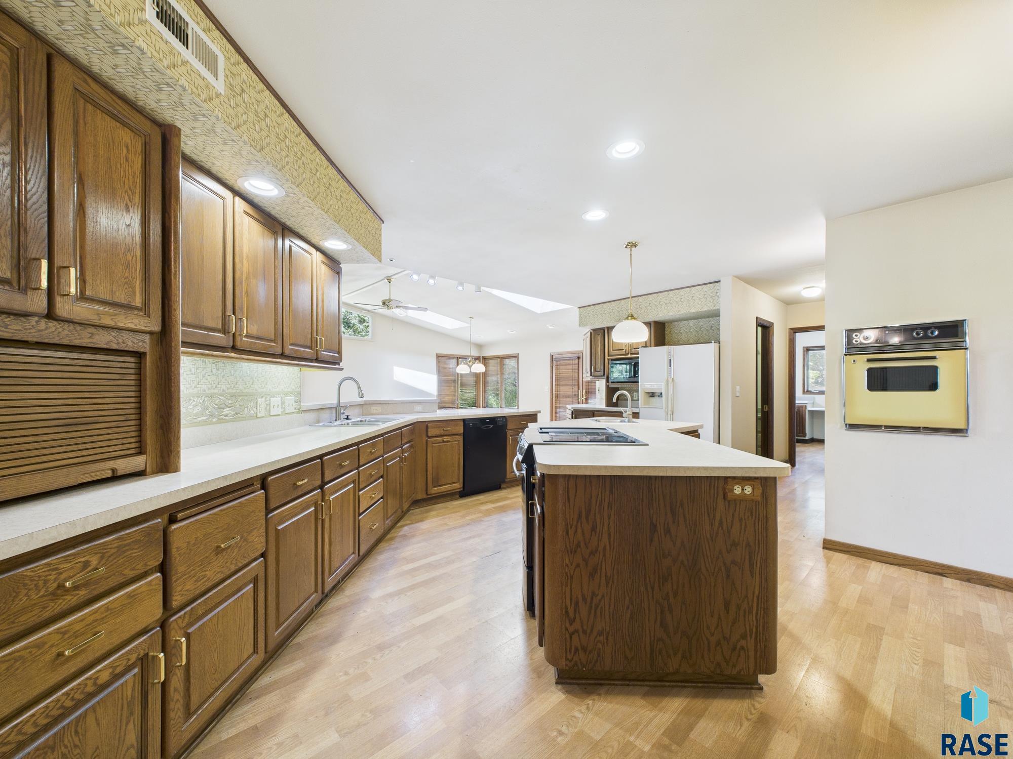 property viewer photo 8