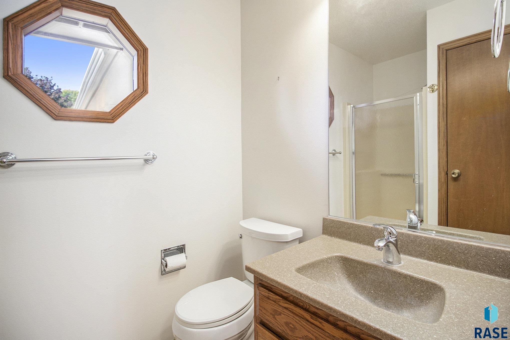 property viewer photo 15