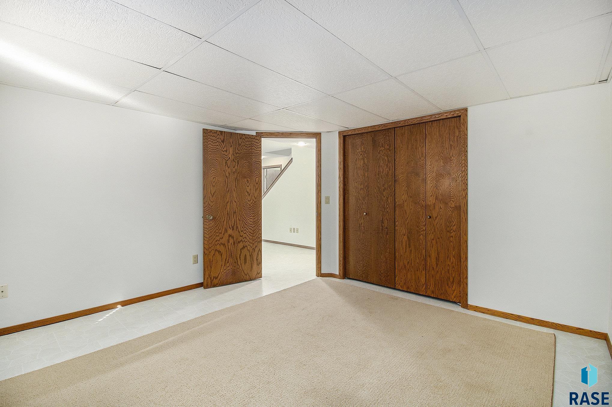 property viewer photo 27