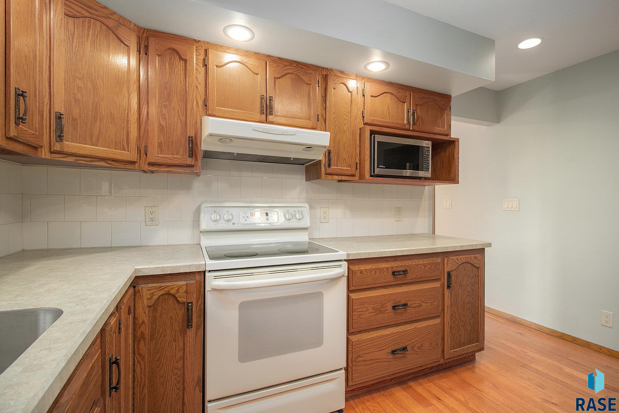 property viewer photo 9