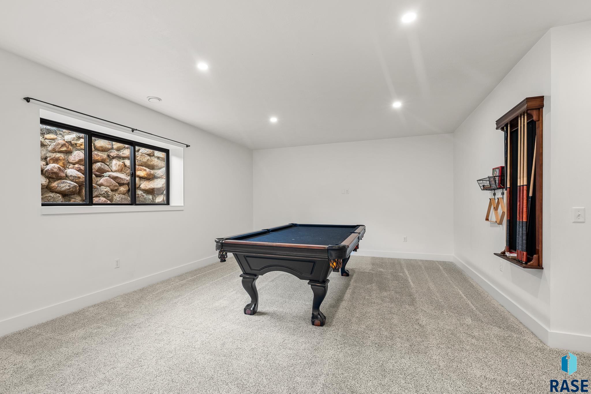 property viewer photo 27