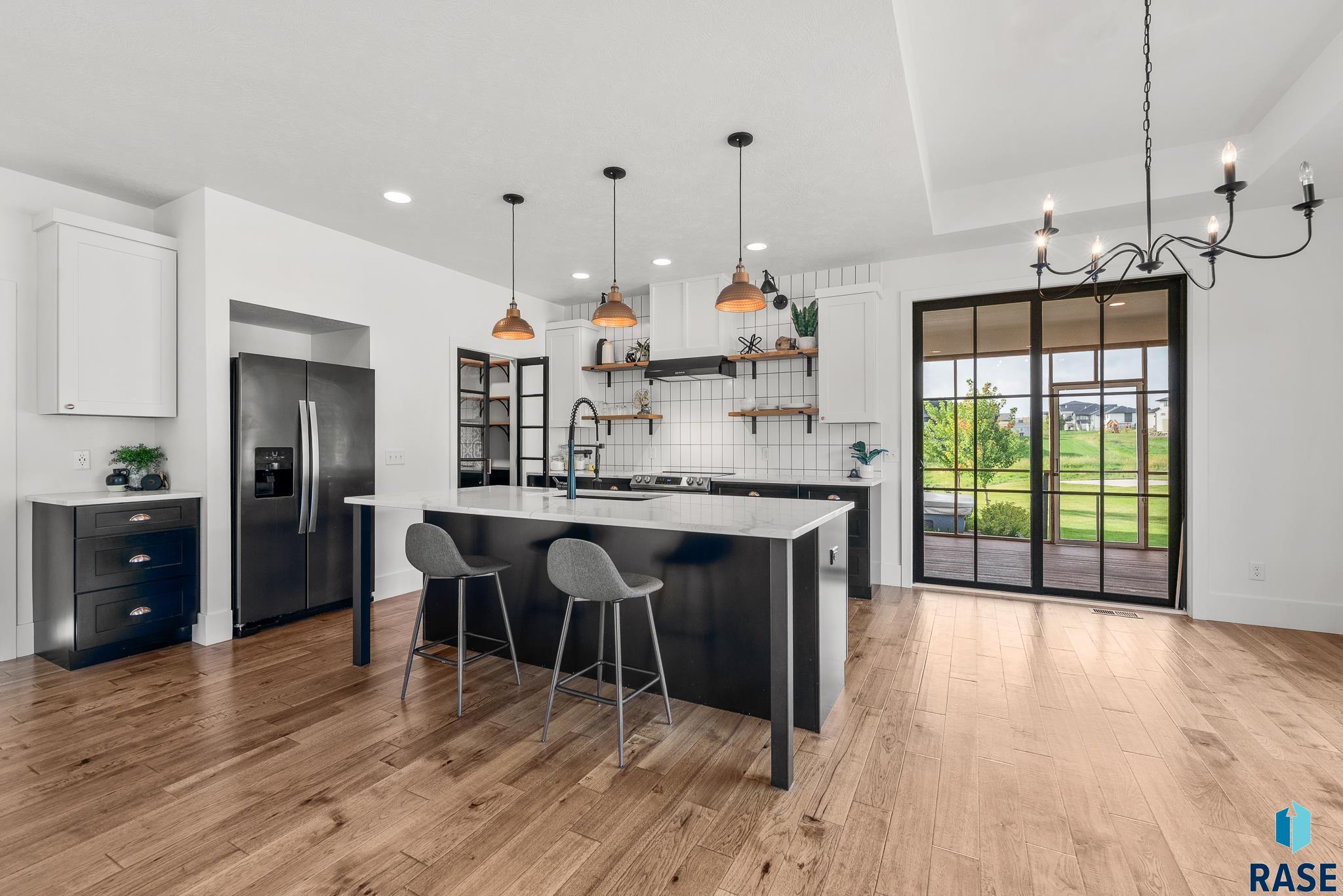 property viewer photo 6