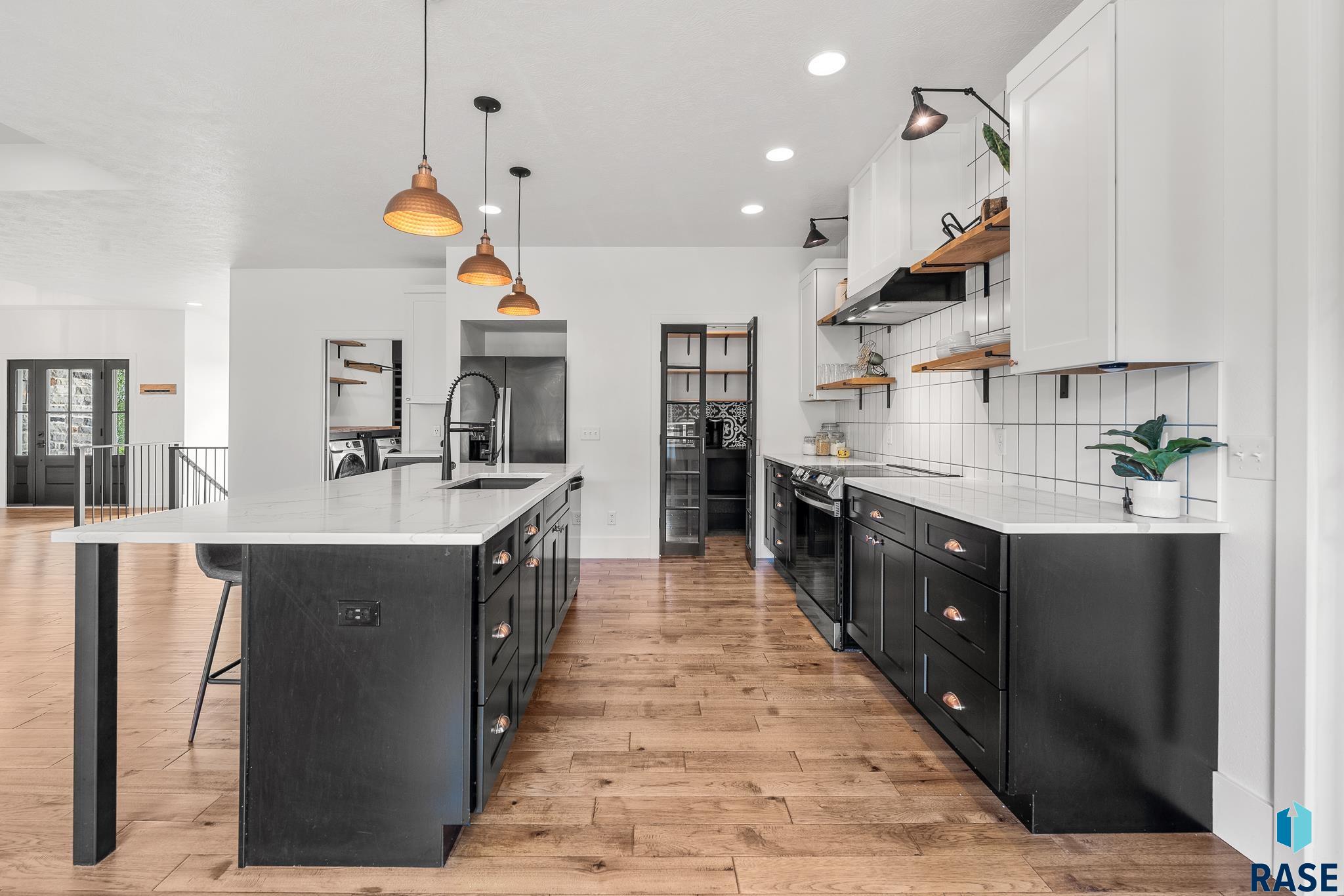 property viewer photo 7