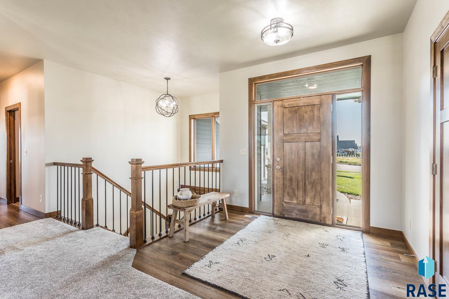 property viewer photo 4