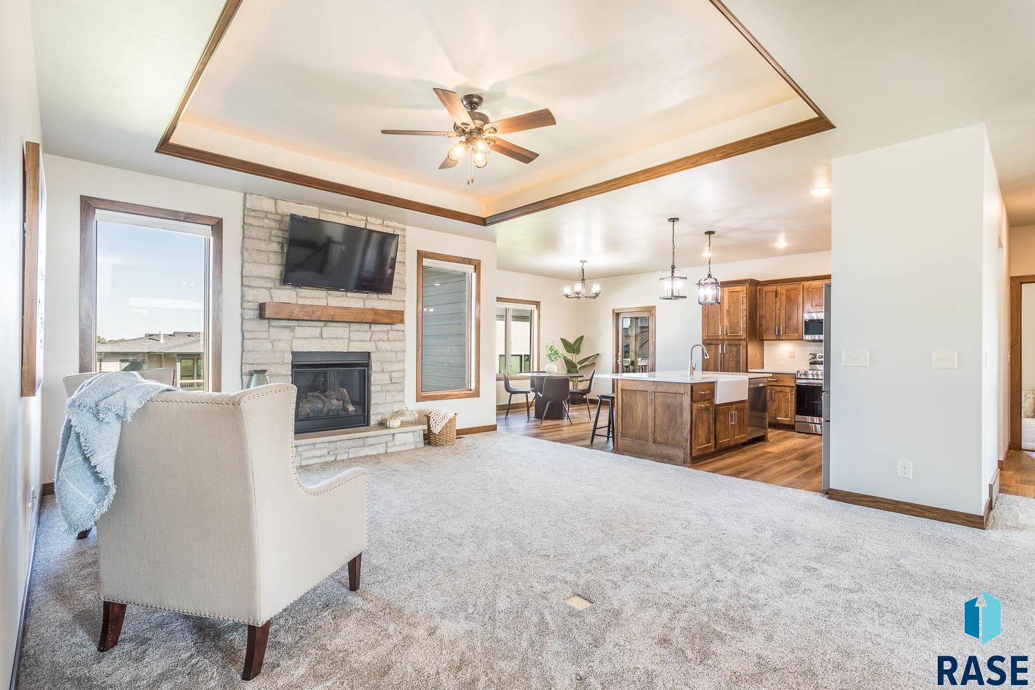 property viewer photo 6