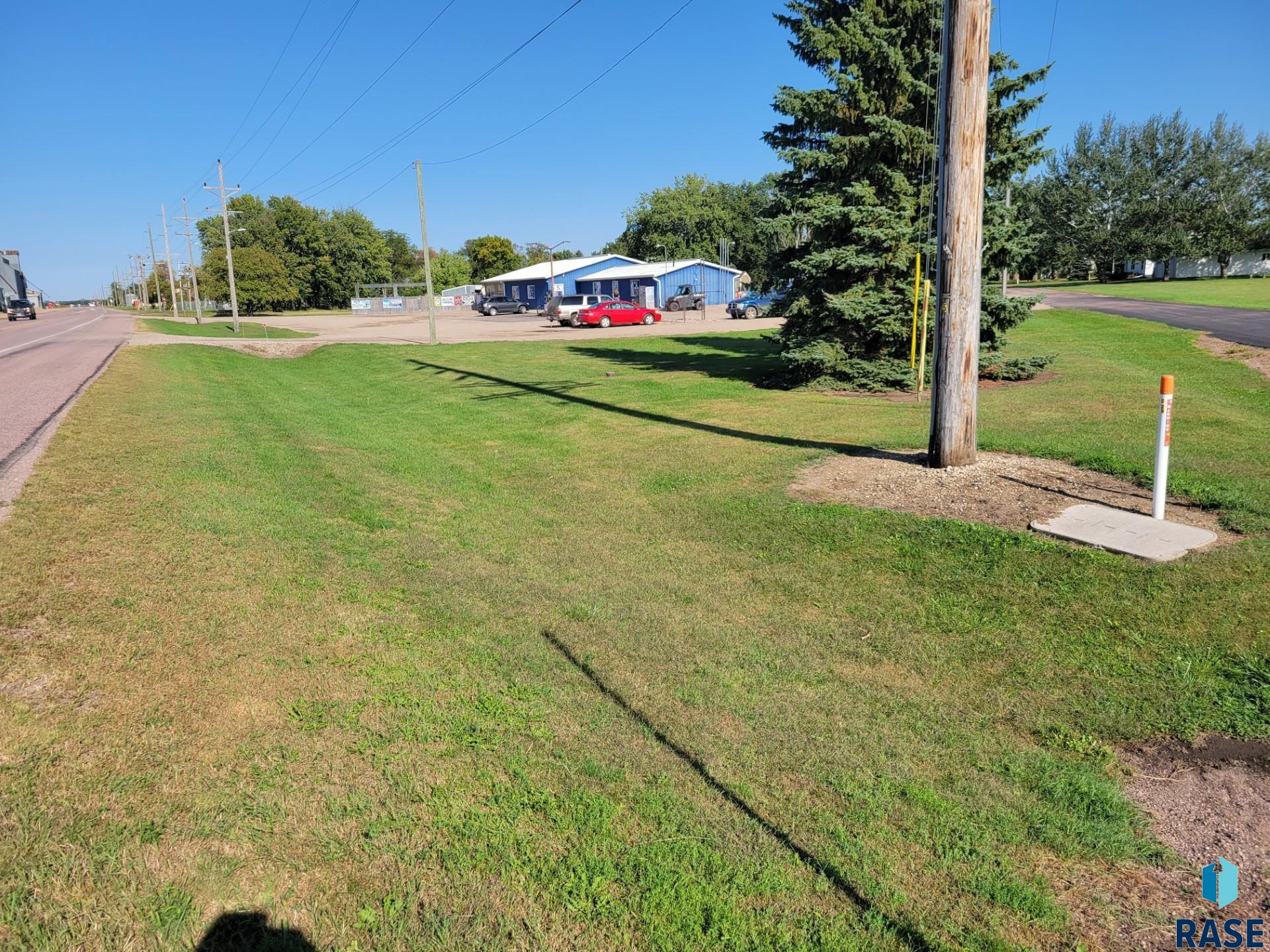 main property photo 16