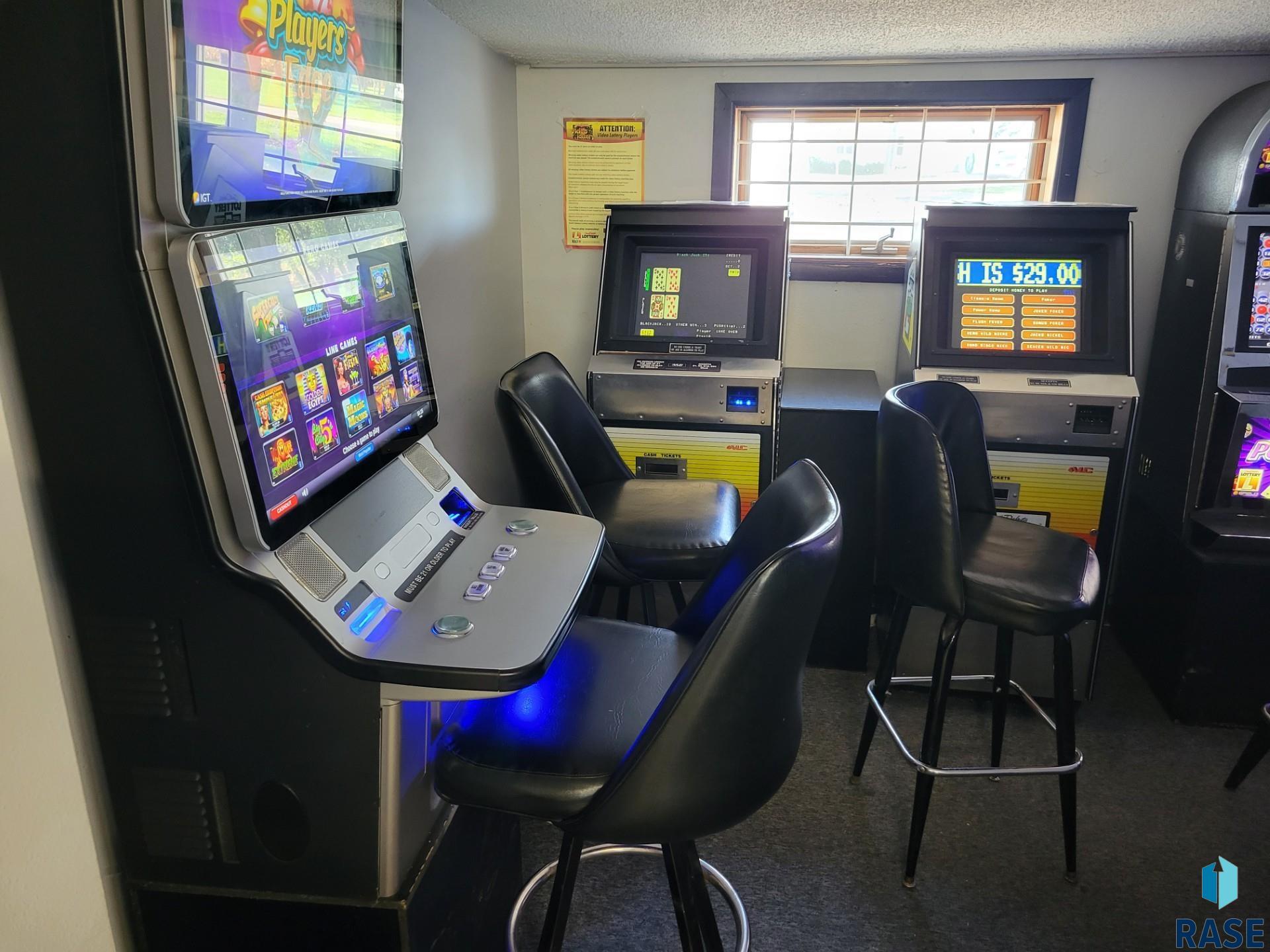 main property photo 43