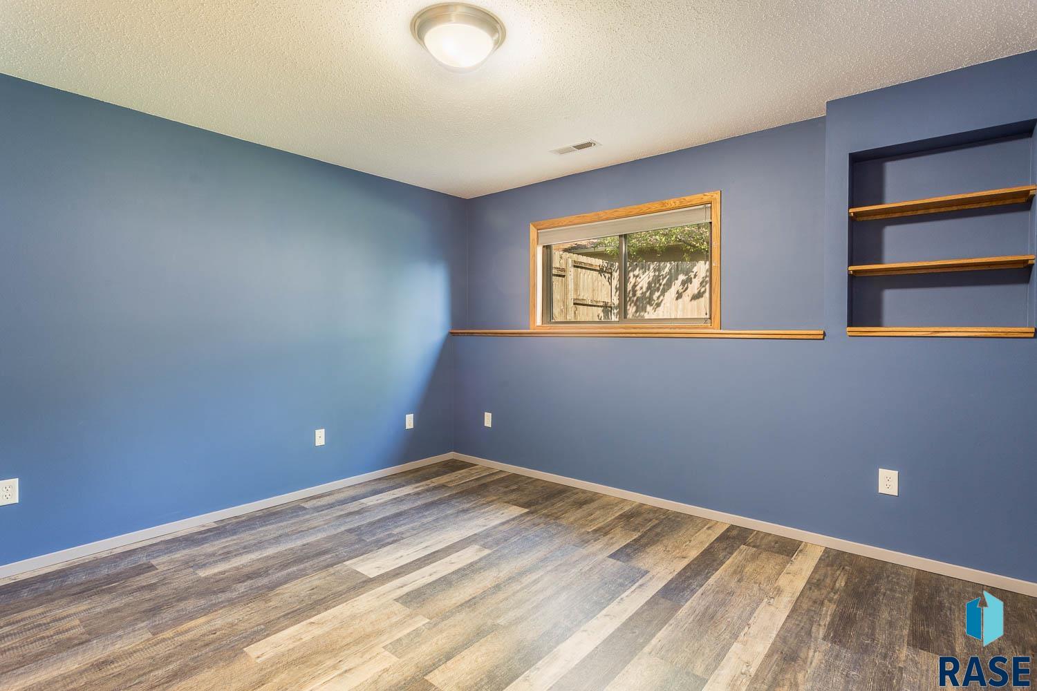 property viewer photo 22