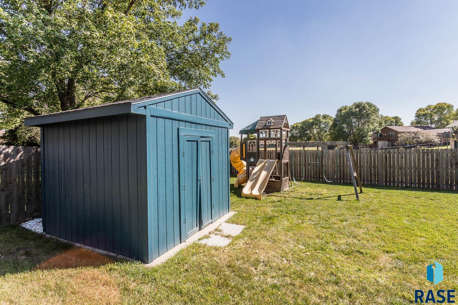 property viewer photo 25