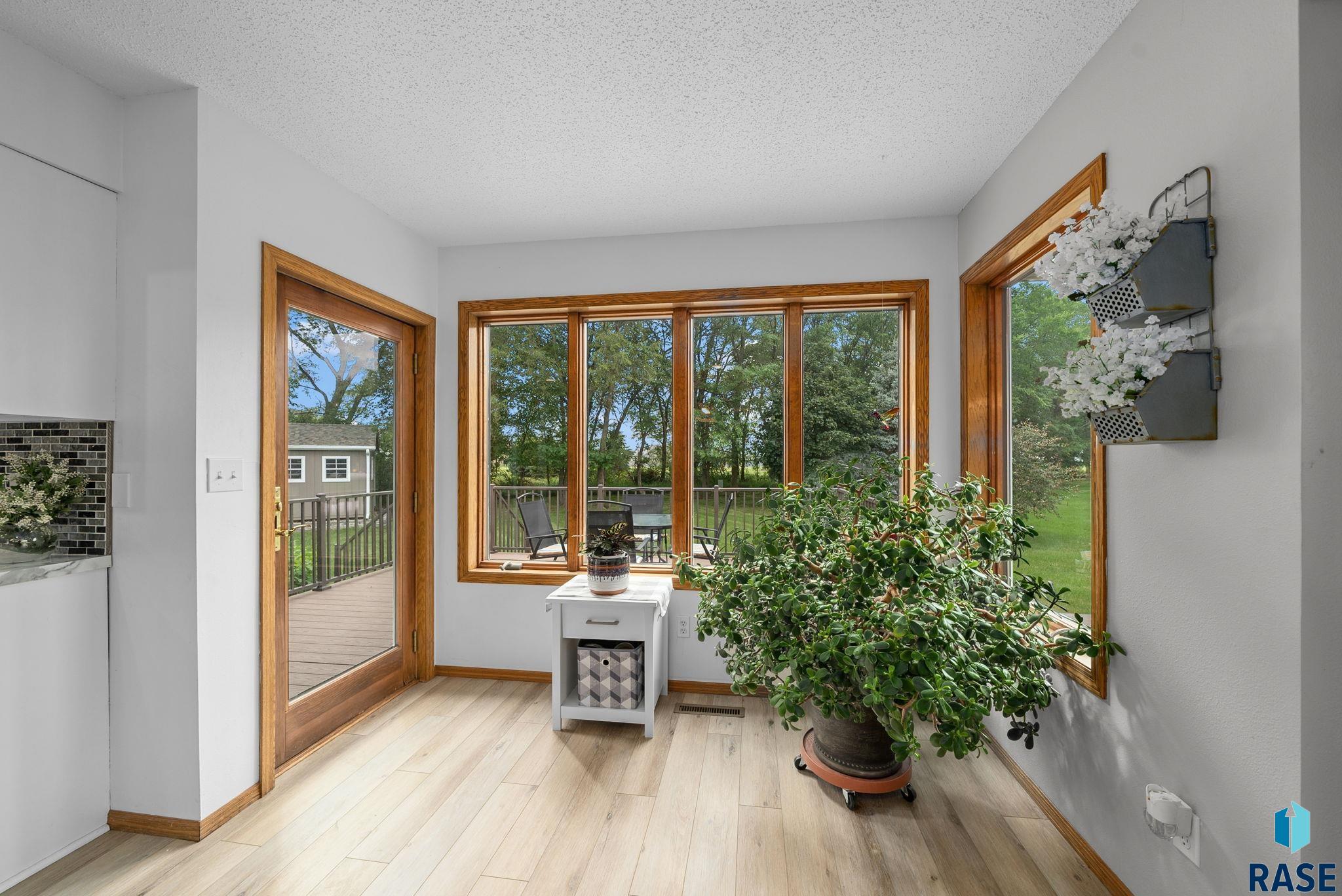 property viewer photo 13