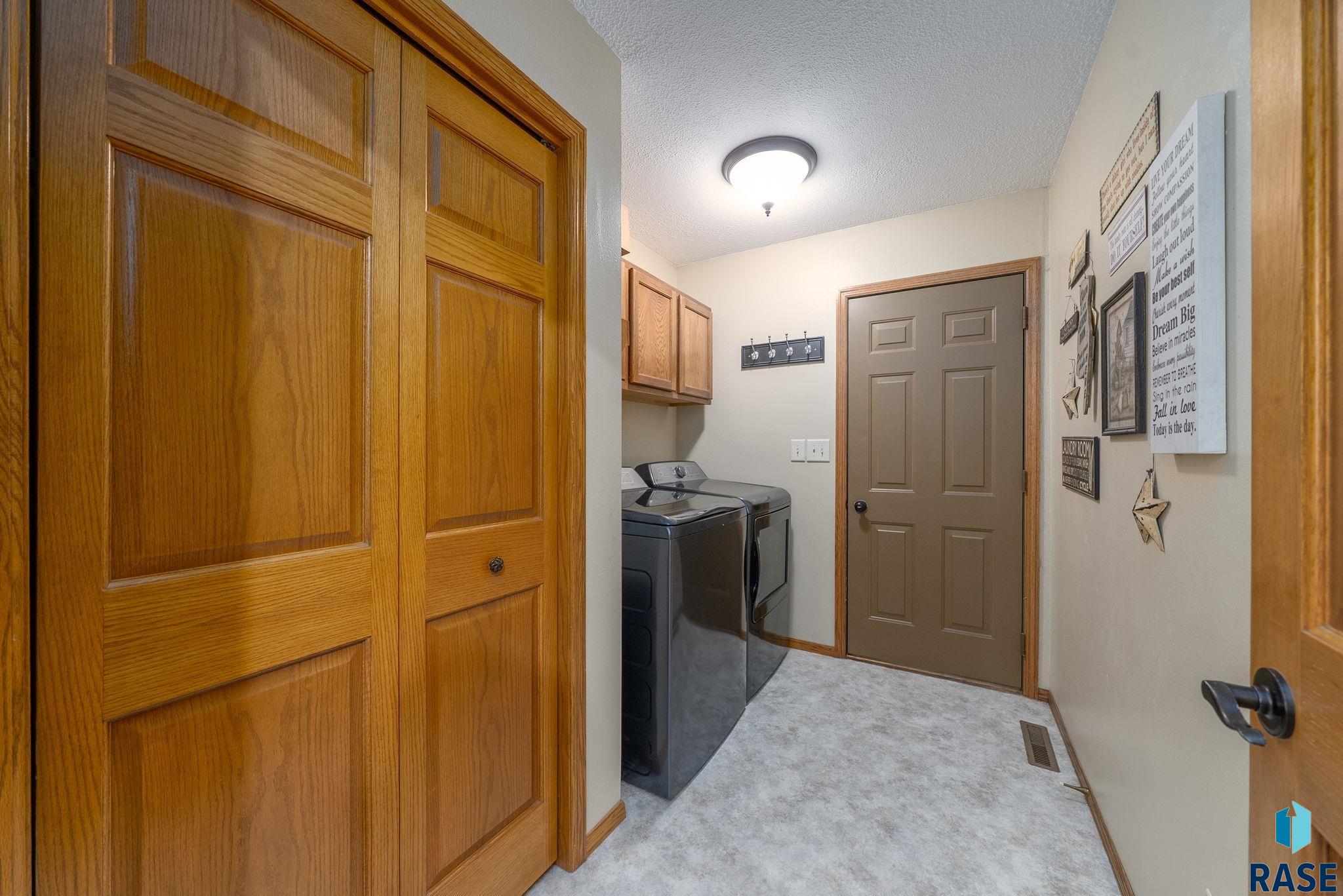 property viewer photo 15