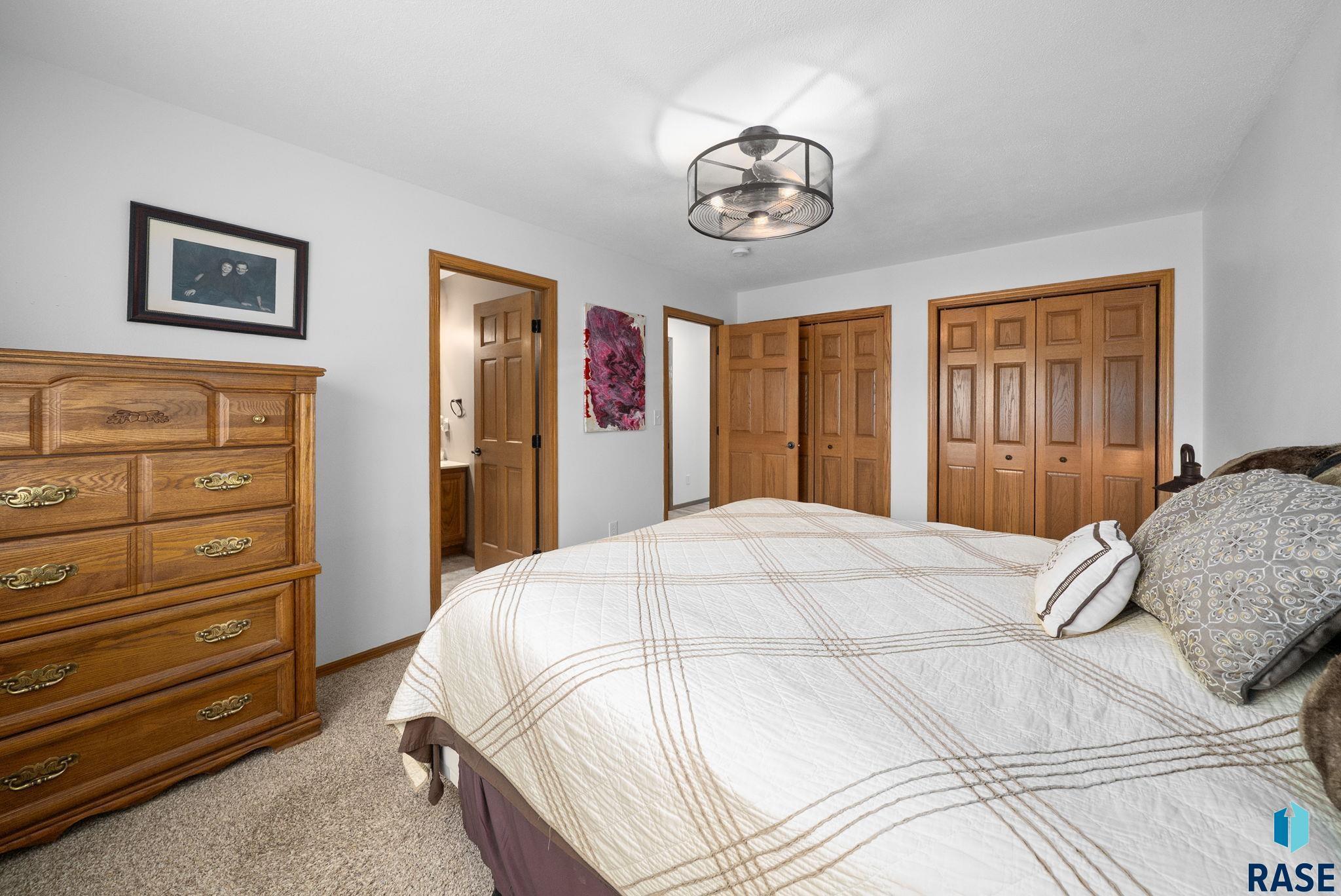 property viewer photo 17