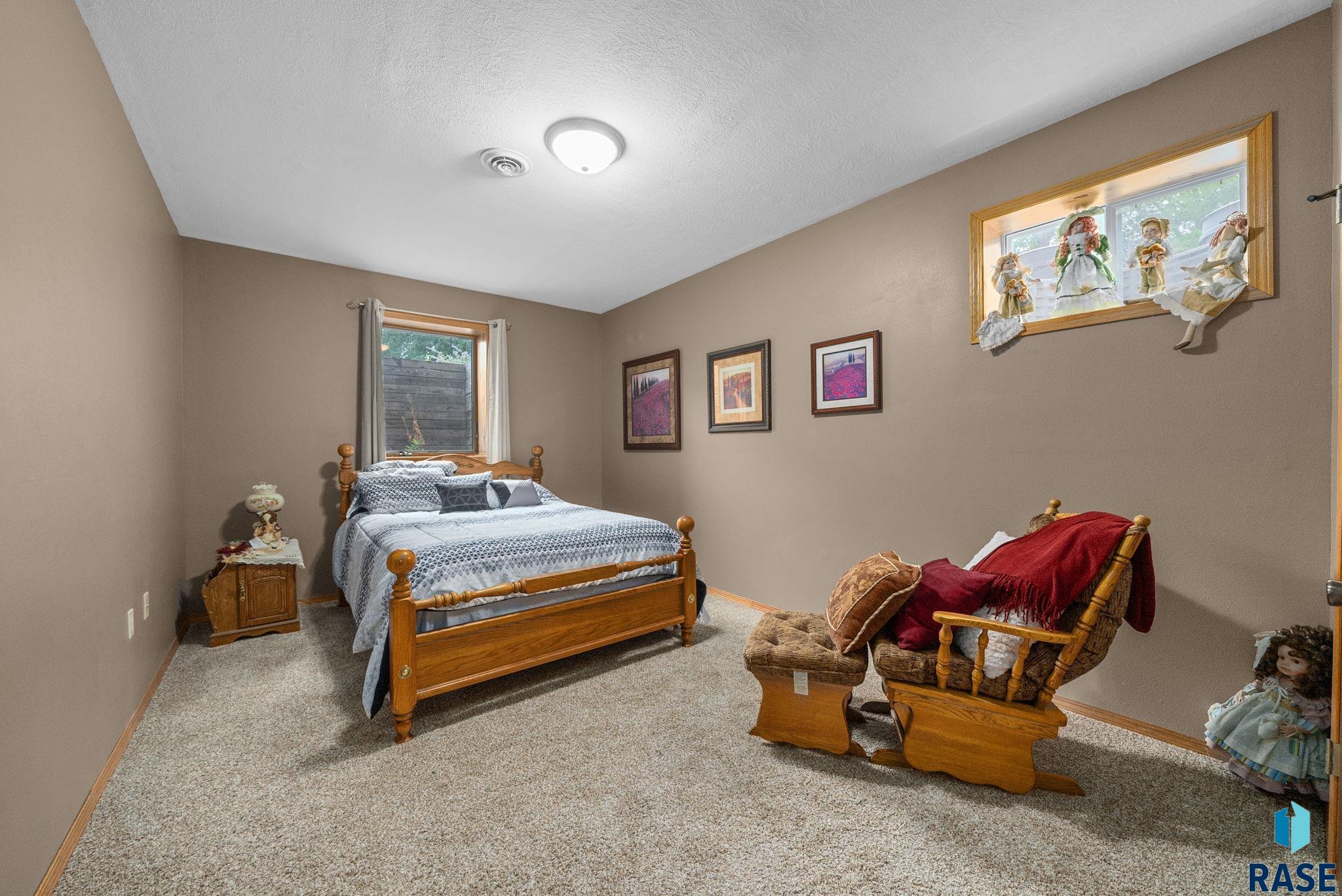 property viewer photo 22