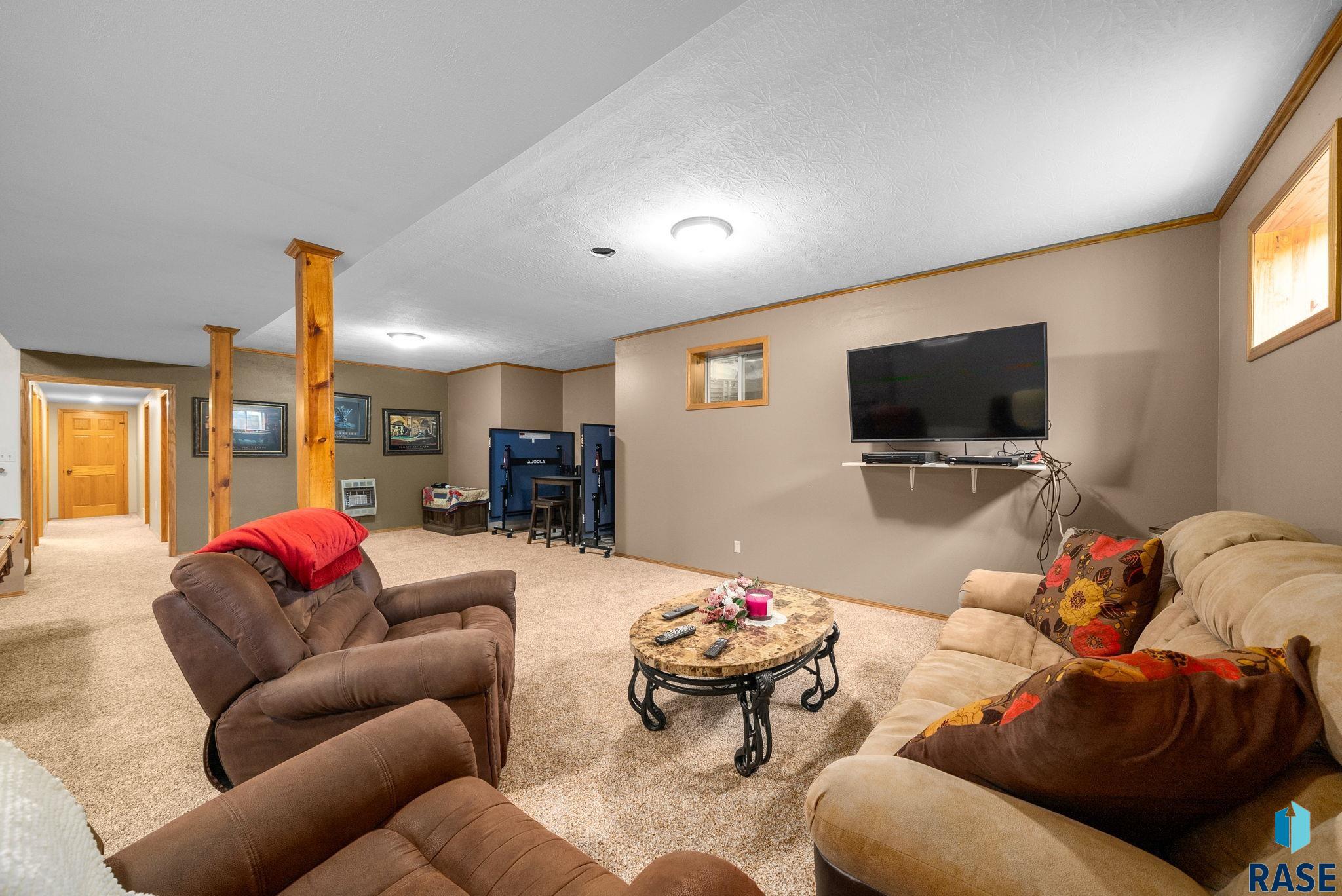 property viewer photo 25