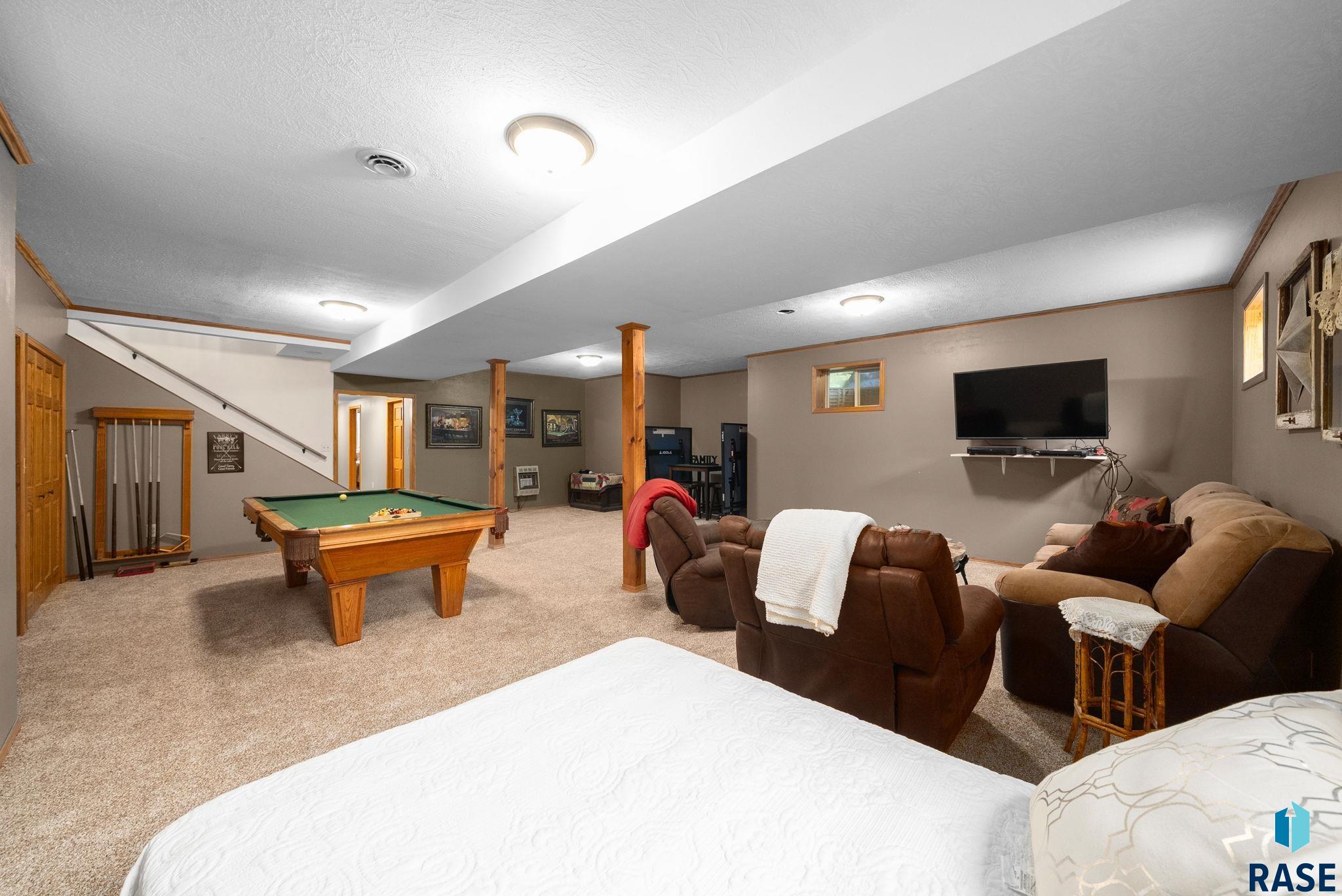 property viewer photo 30