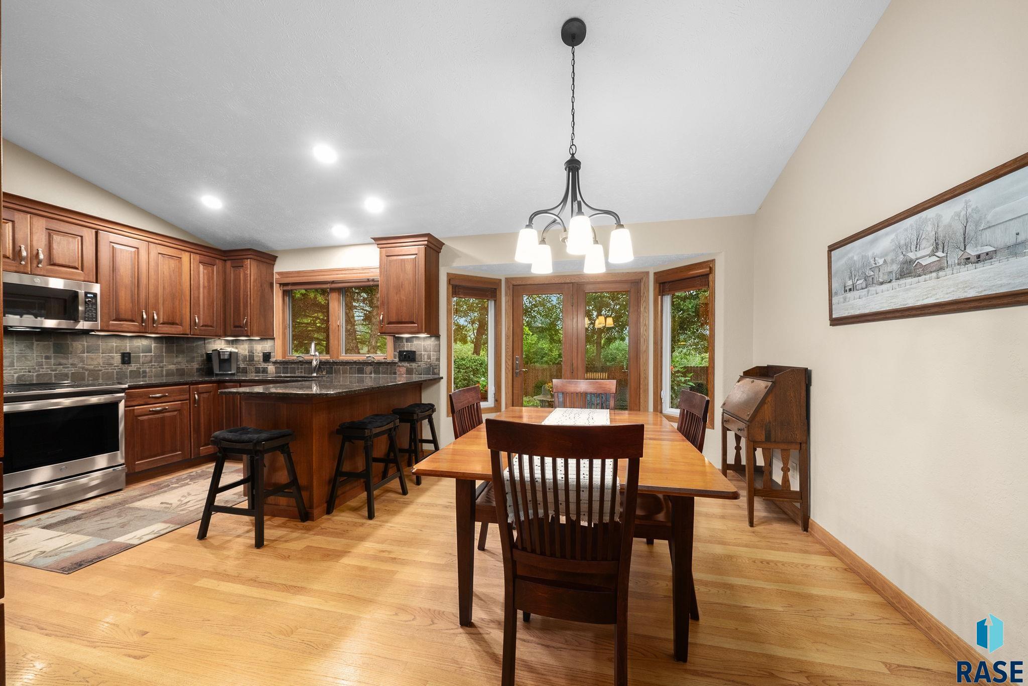 property viewer photo 14