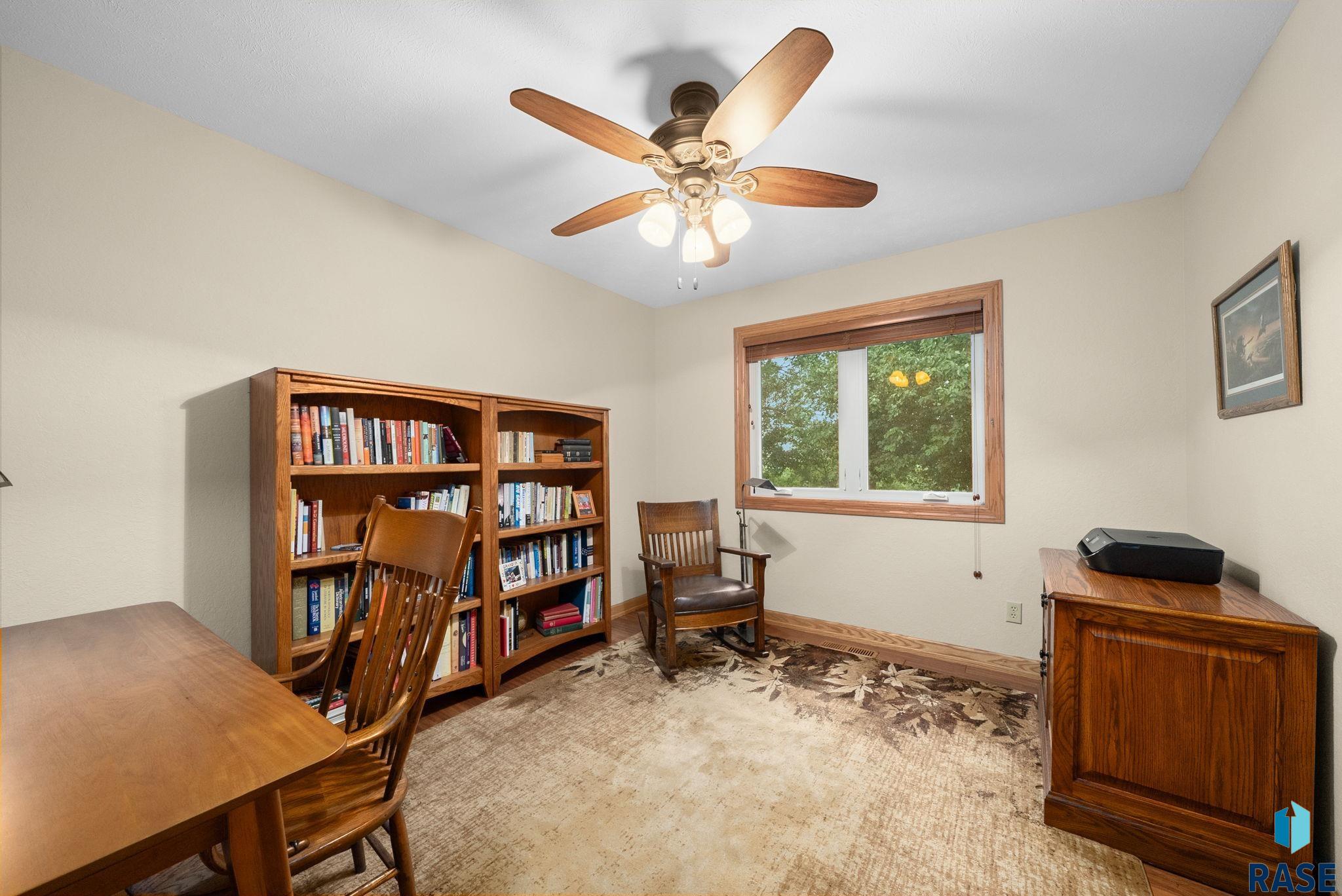 property viewer photo 24