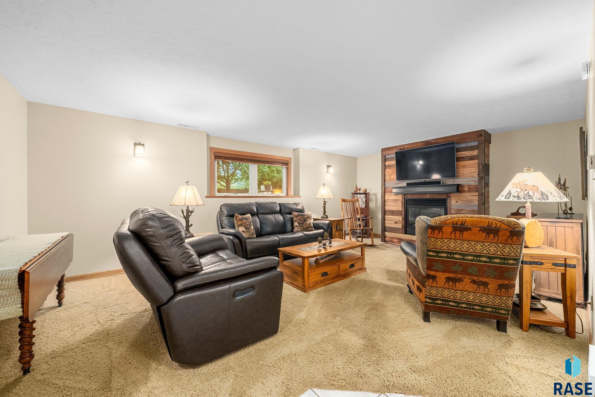 property viewer photo 33