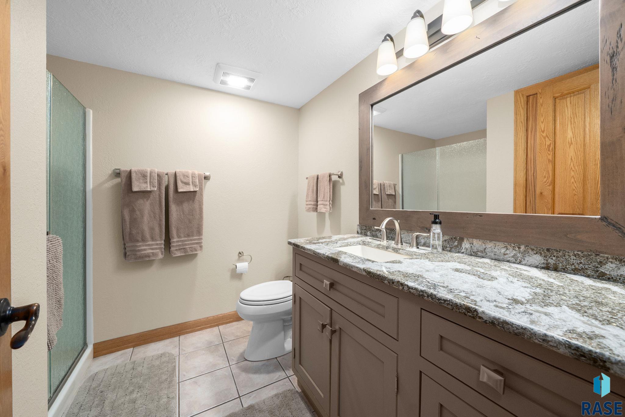 property viewer photo 35