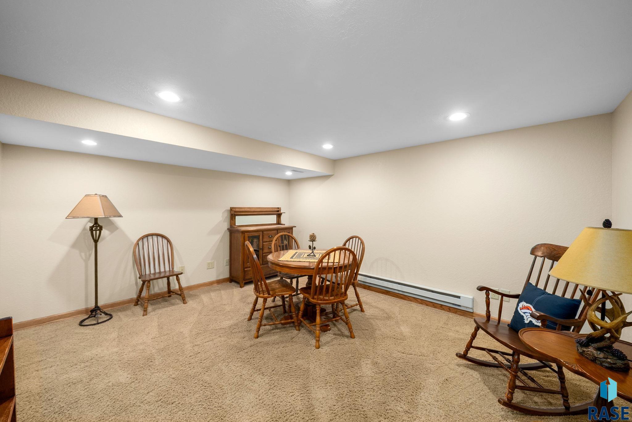 property viewer photo 38