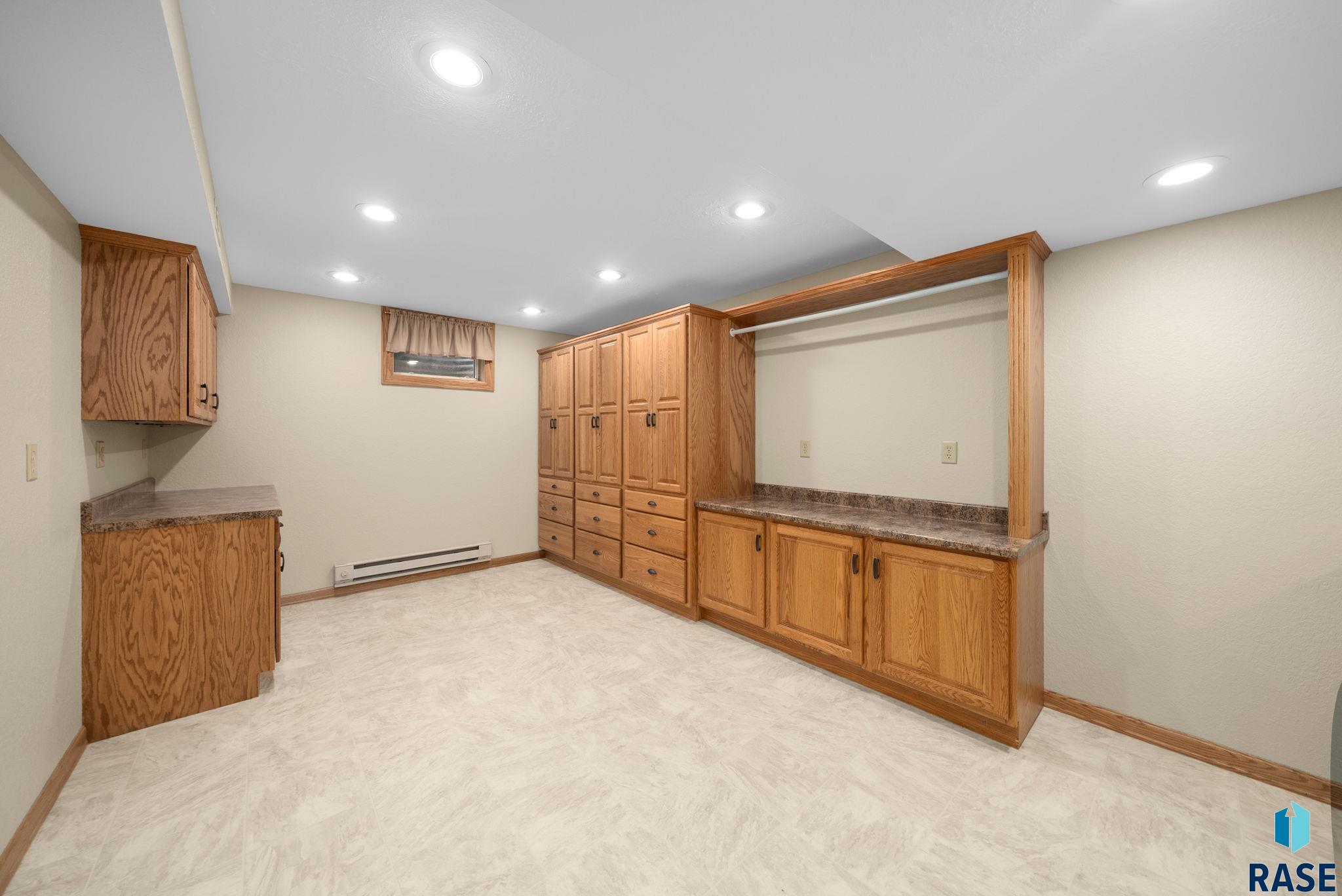 property viewer photo 43
