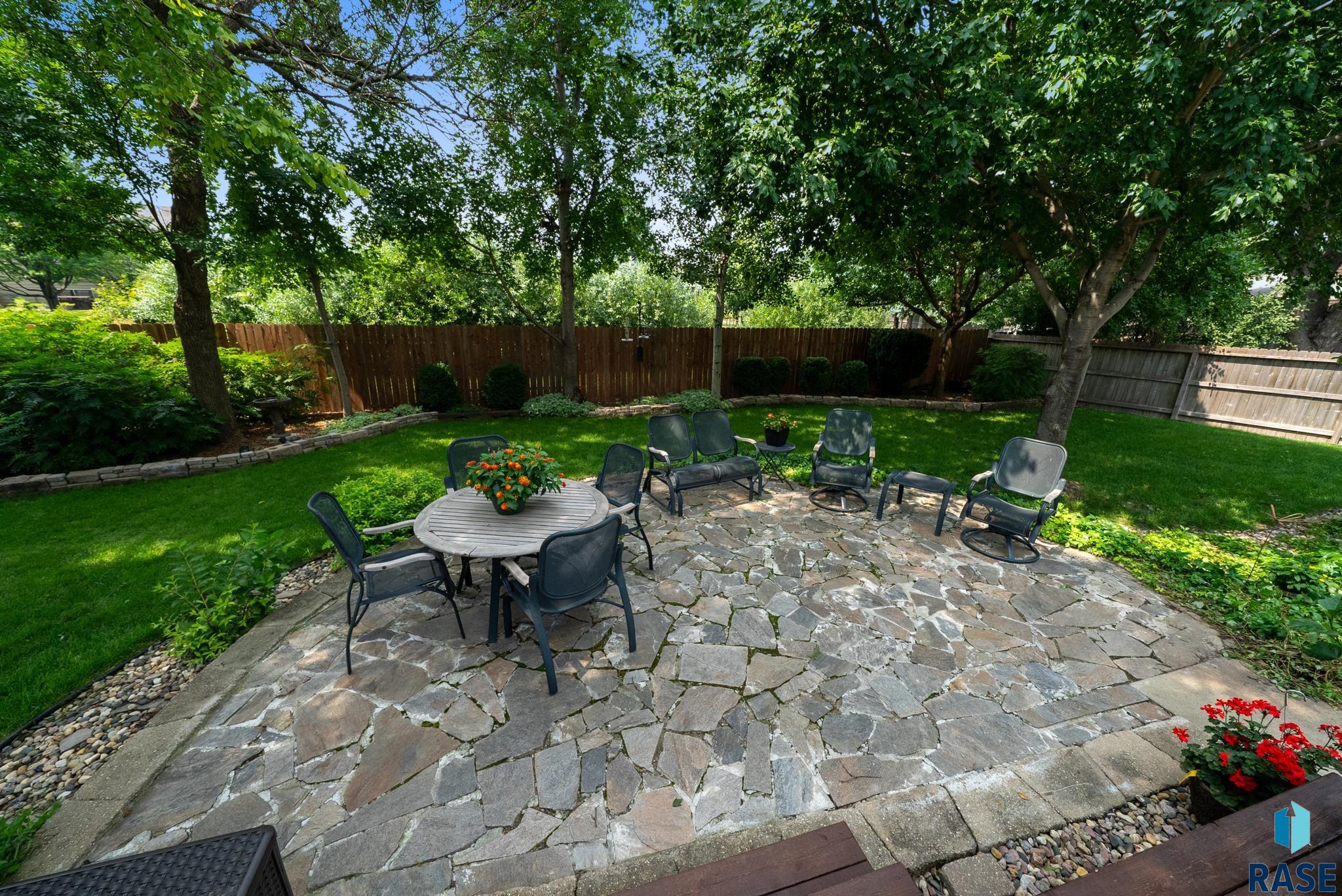 property viewer photo 53